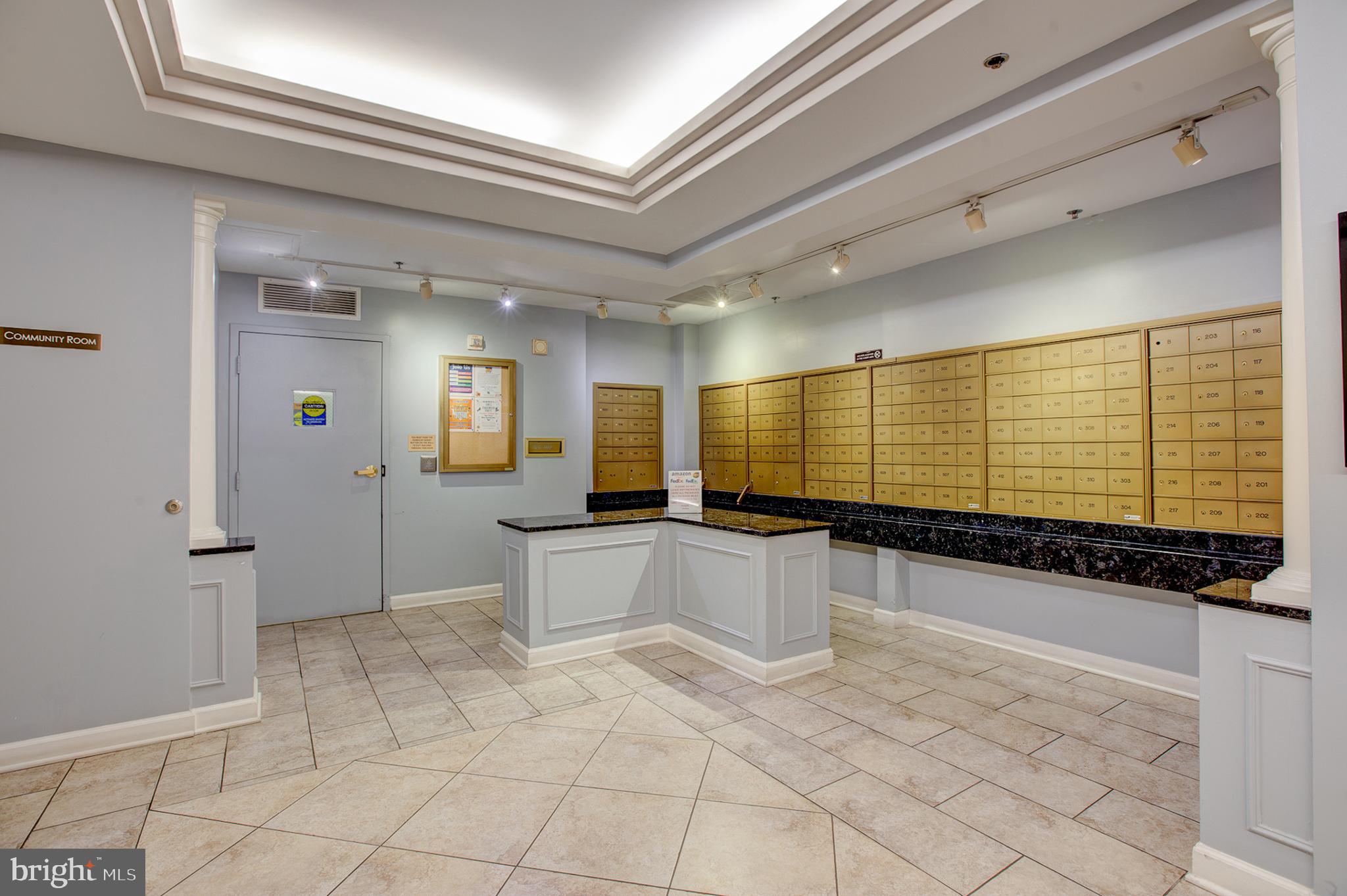 VANTAGE POINT EAST AT LEISURE WORLD - Residential Lease