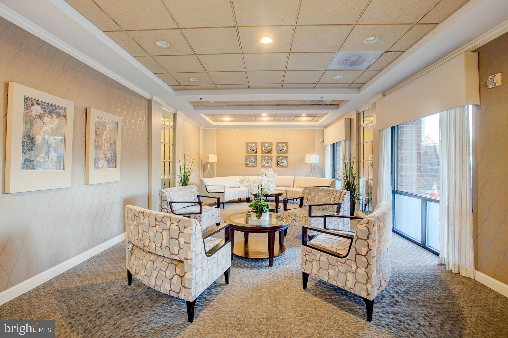 VANTAGE POINT EAST AT LEISURE WORLD - Residential Lease