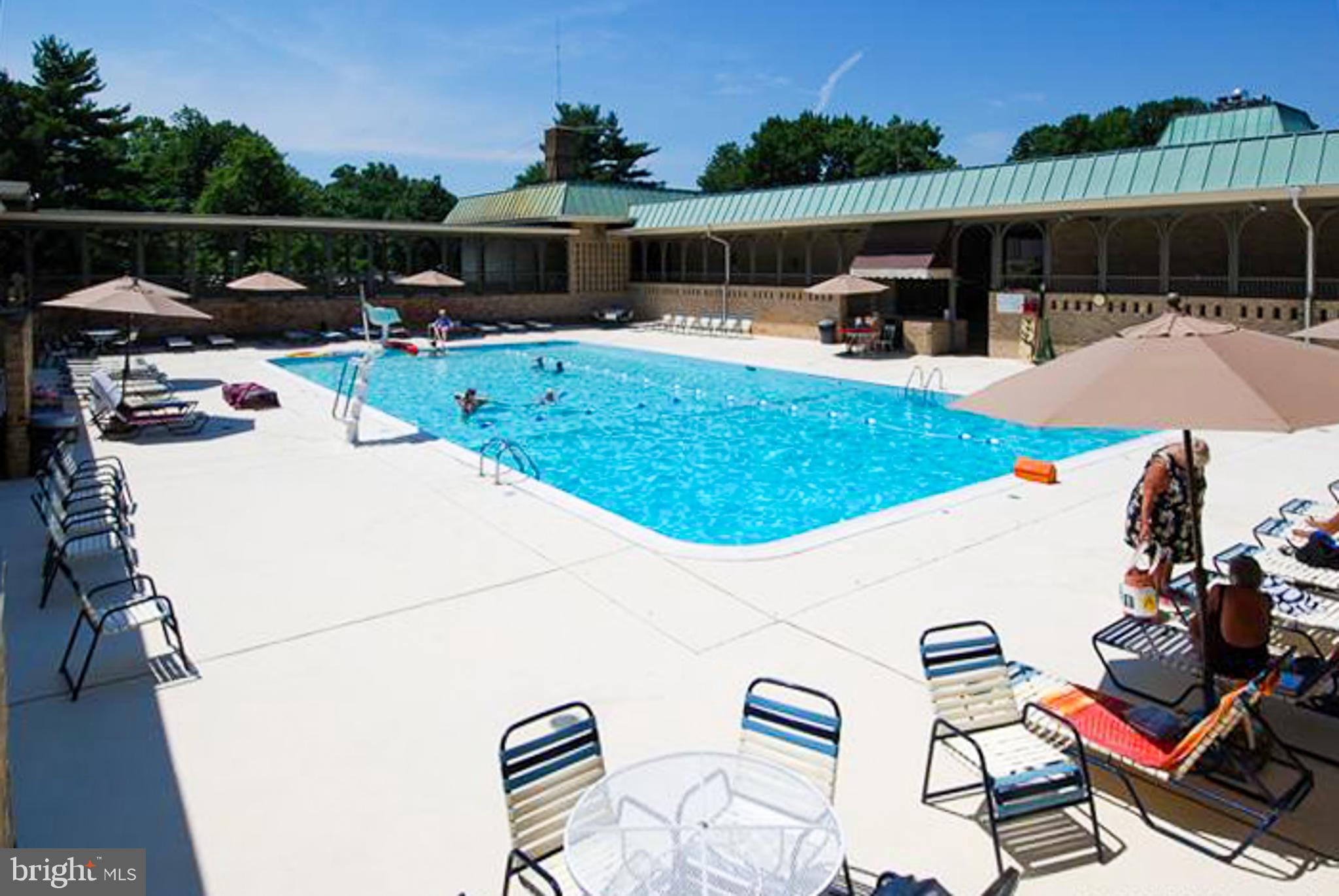 VANTAGE POINT EAST AT LEISURE WORLD - Residential Lease