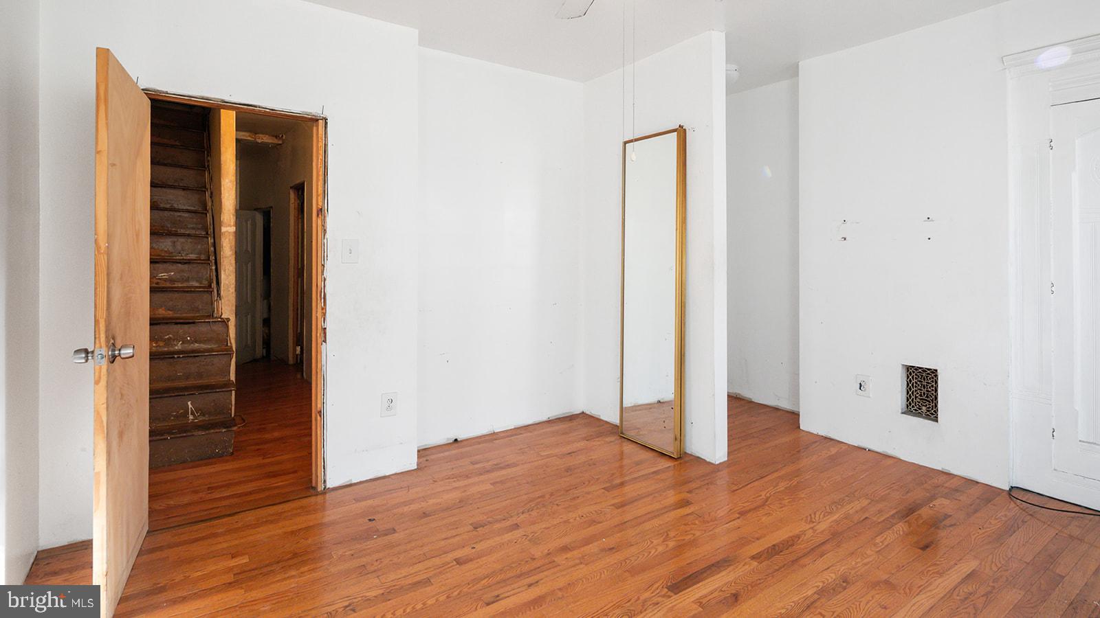 PHILADELPHIA (NORTH) - Residential