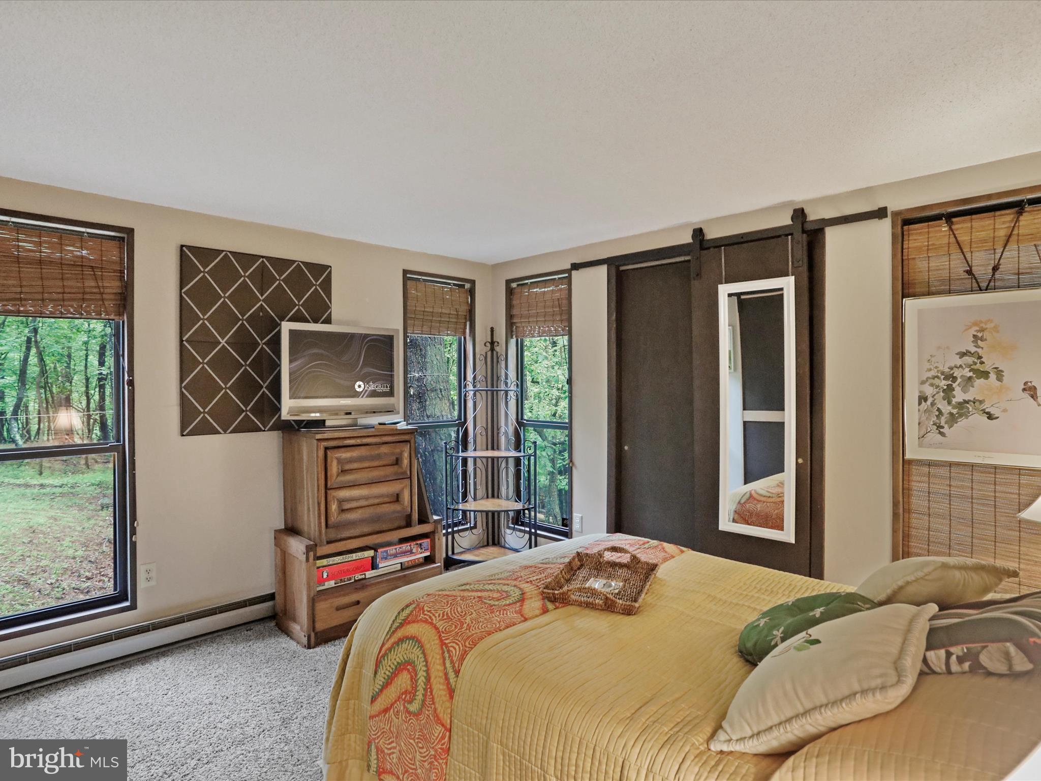 THE WOODS - Residential