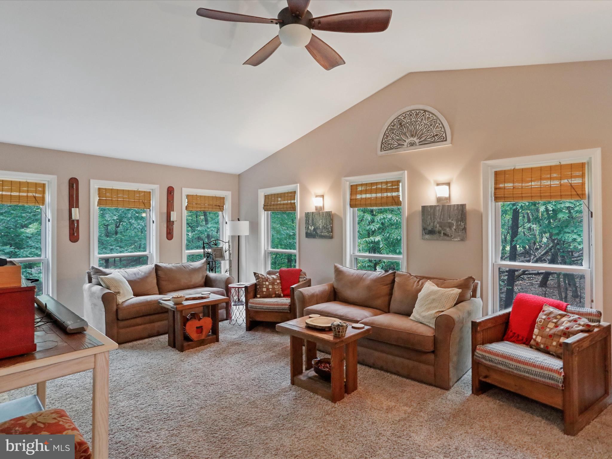 THE WOODS - Residential