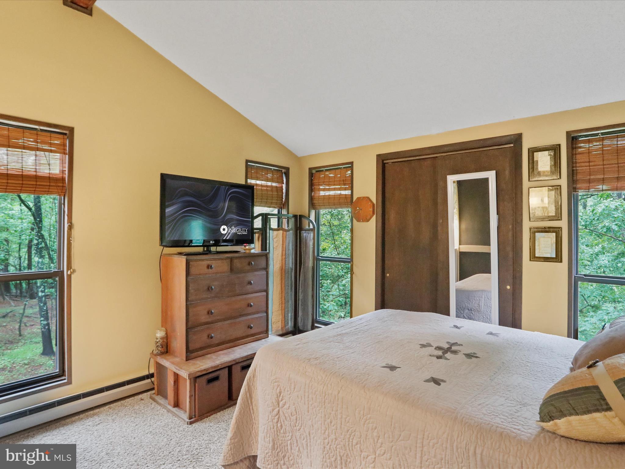 THE WOODS - Residential