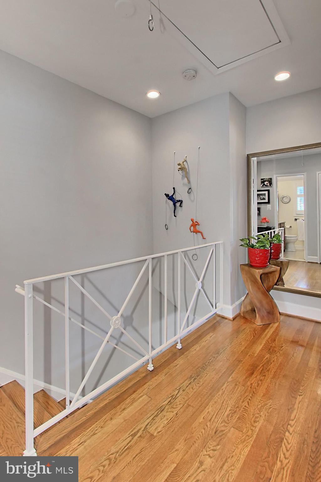 FAIRLINGTON TOWNE - Residential