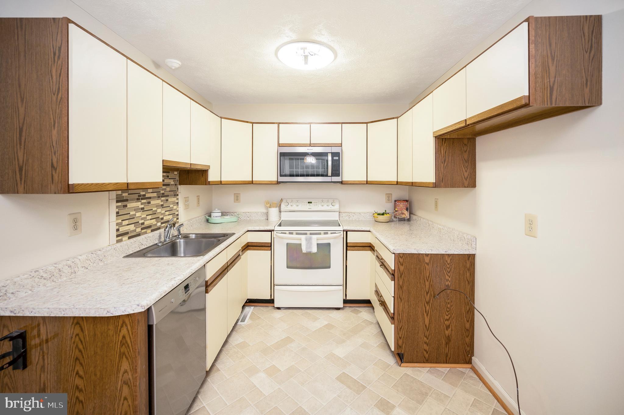 LAKE OF THE WOODS - Residential