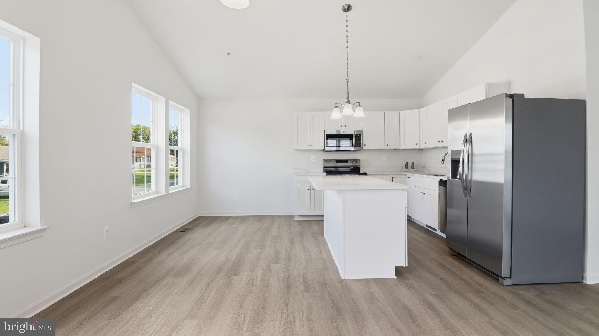 EDGEMERE/SPARROWS POINT - Residential