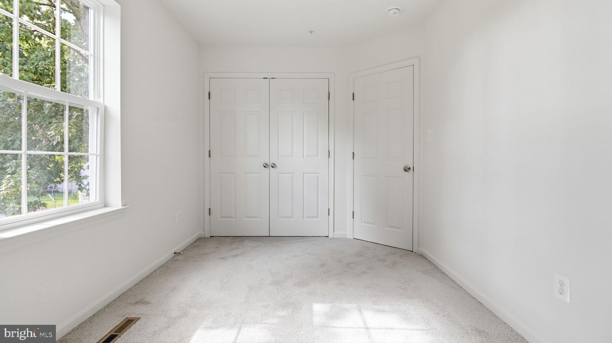 EDGEMERE/SPARROWS POINT - Residential