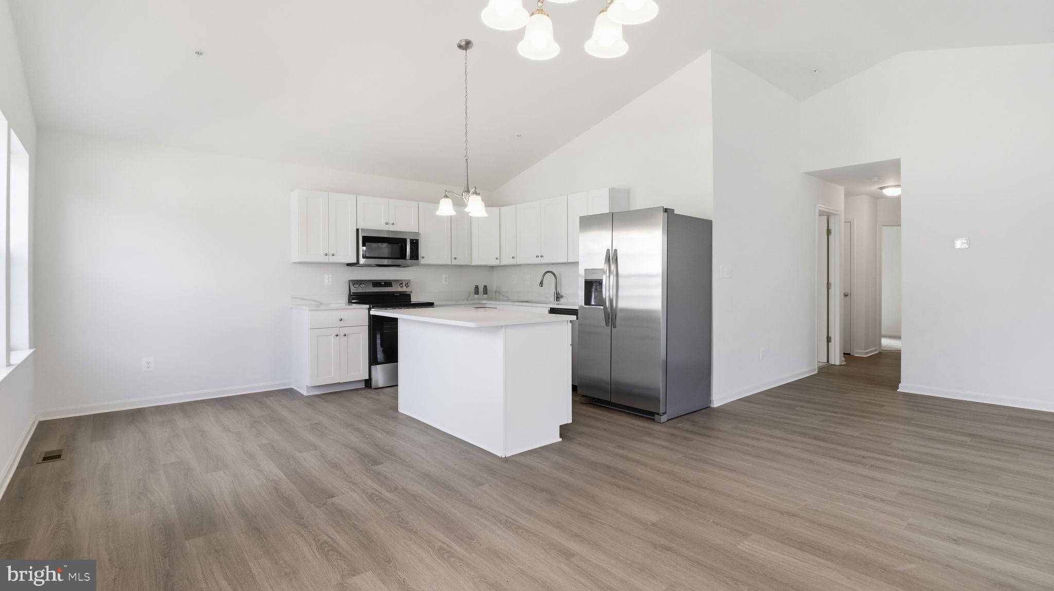 EDGEMERE/SPARROWS POINT - Residential