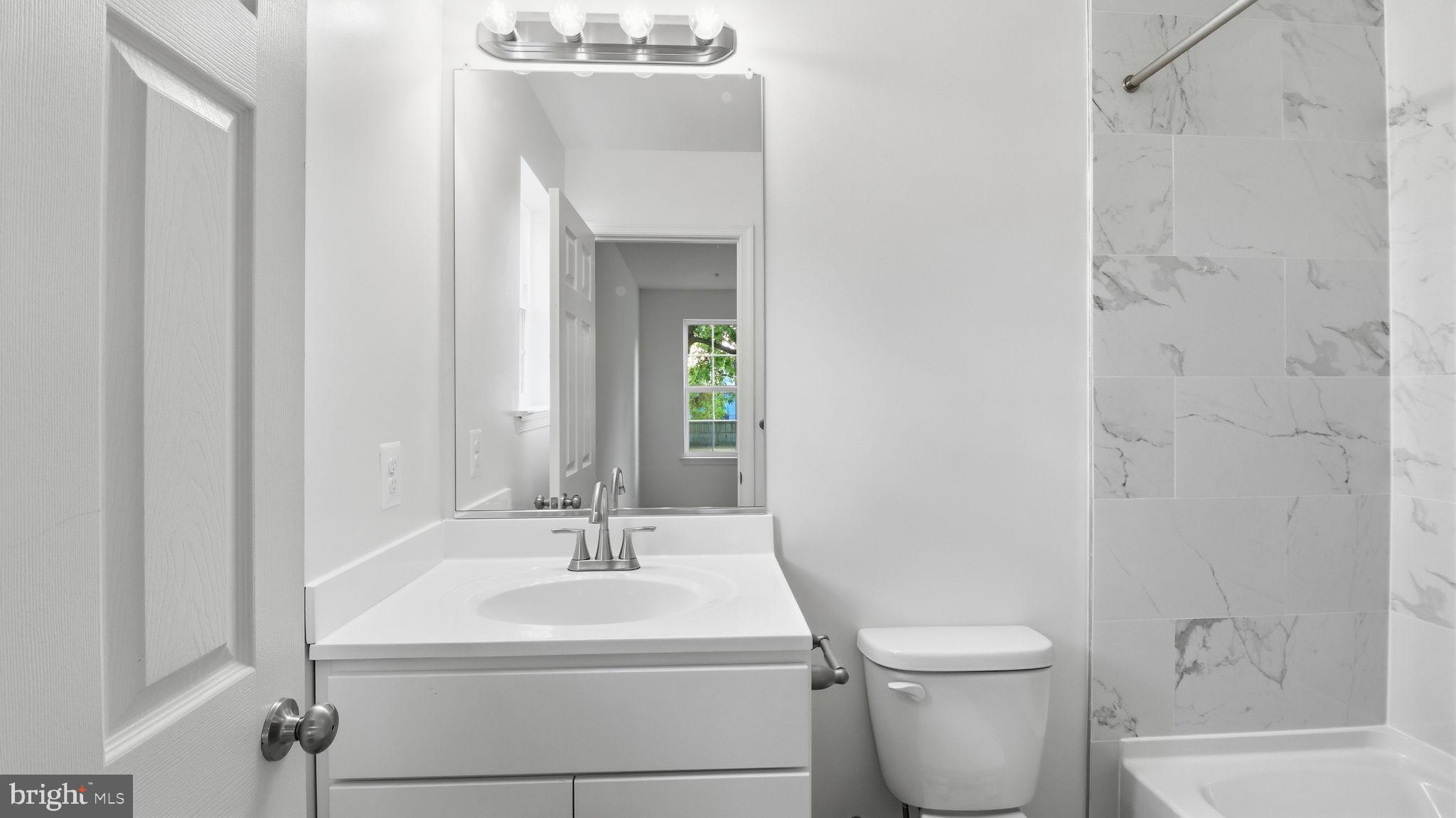 EDGEMERE/SPARROWS POINT - Residential