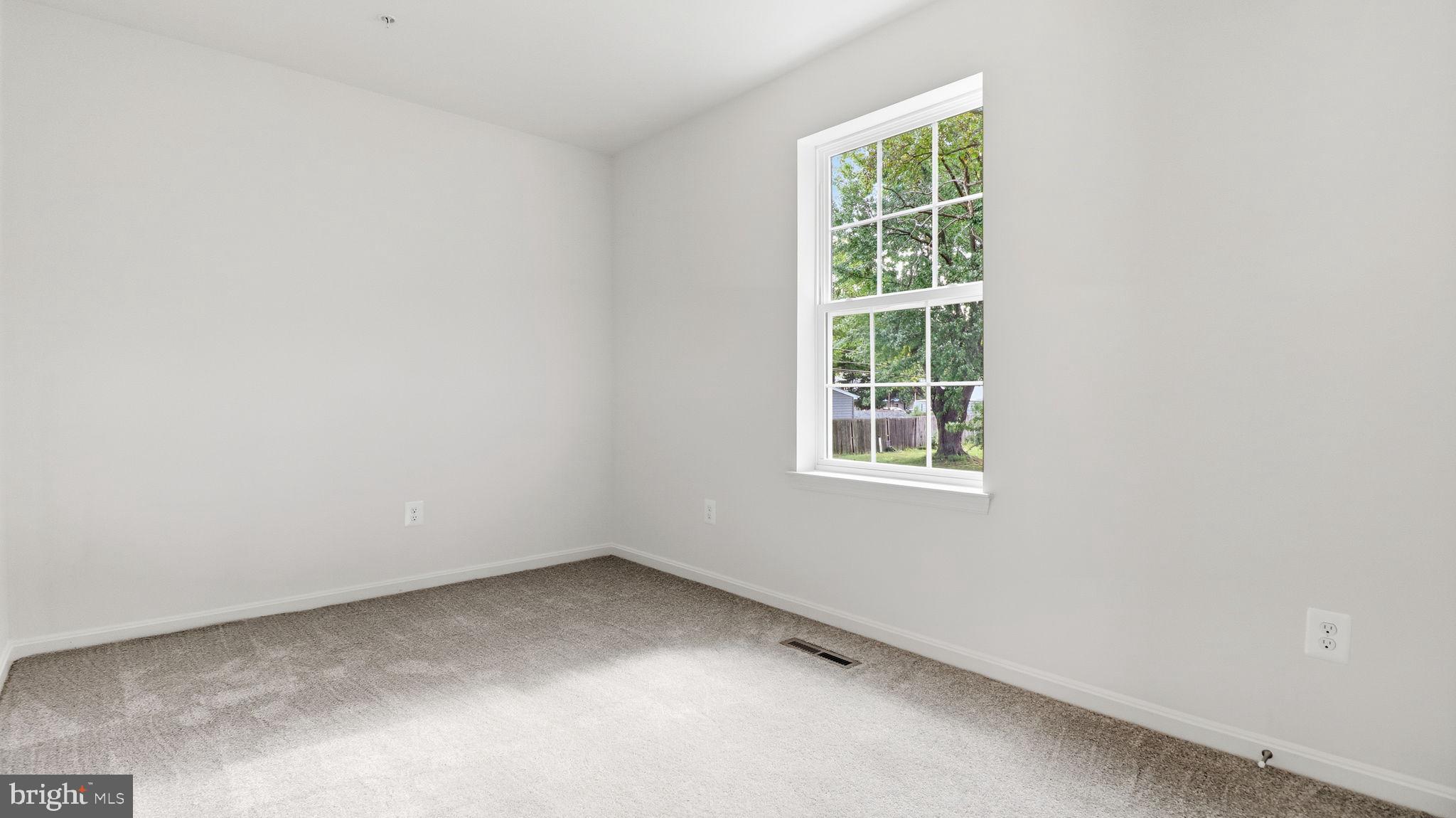 EDGEMERE/SPARROWS POINT - Residential