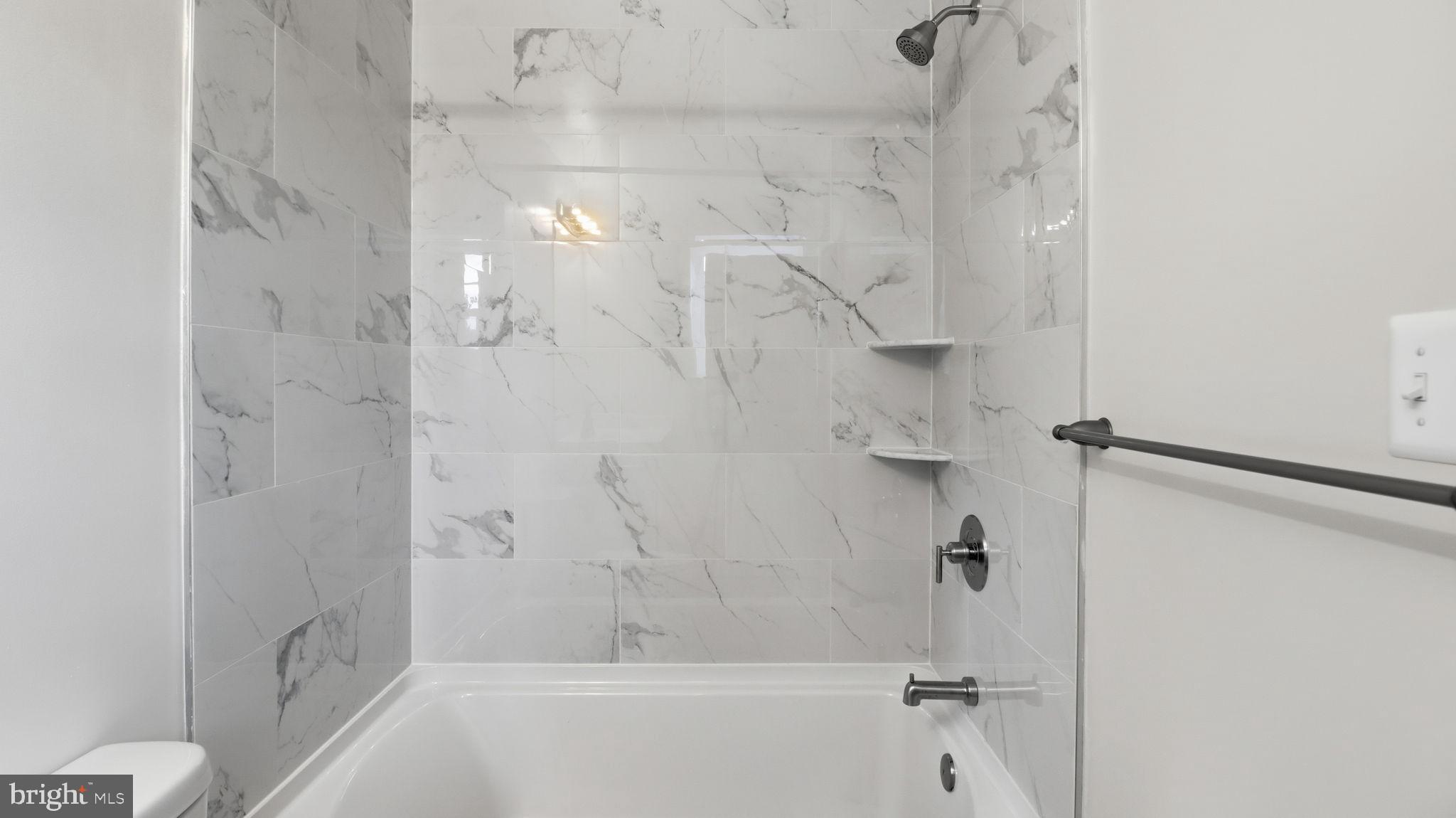 EDGEMERE/SPARROWS POINT - Residential