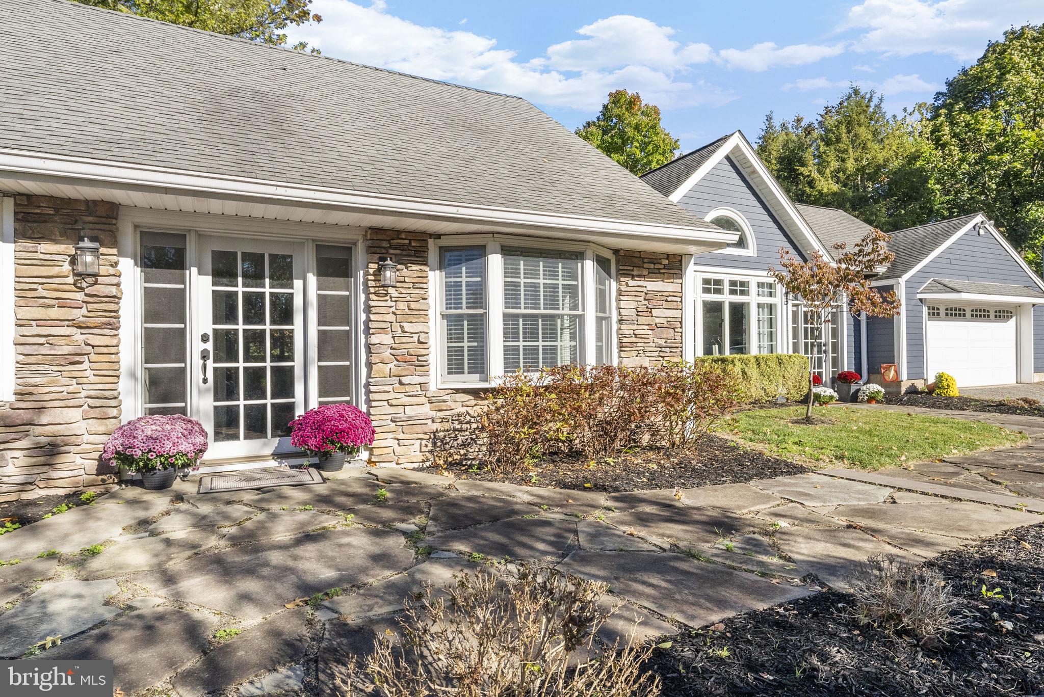 623 MONTGOMERY ROAD