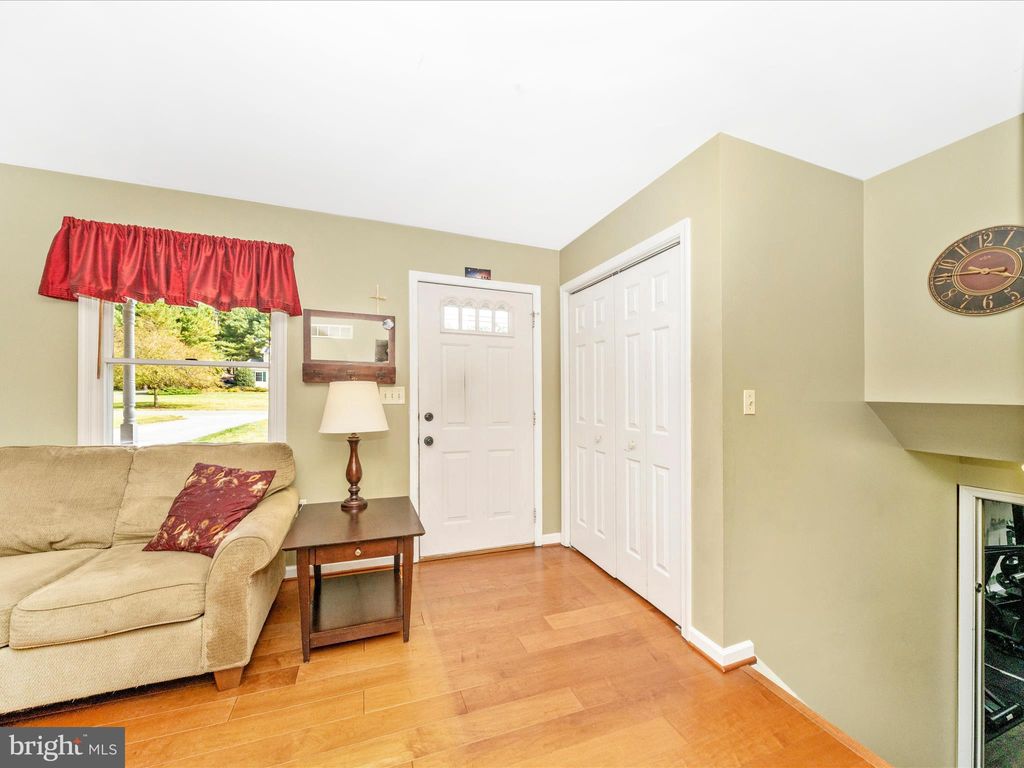 Photo of 910 Rash Manor Court, WESTMINSTER, MD 21157 (MLS # MDCR2030300)
