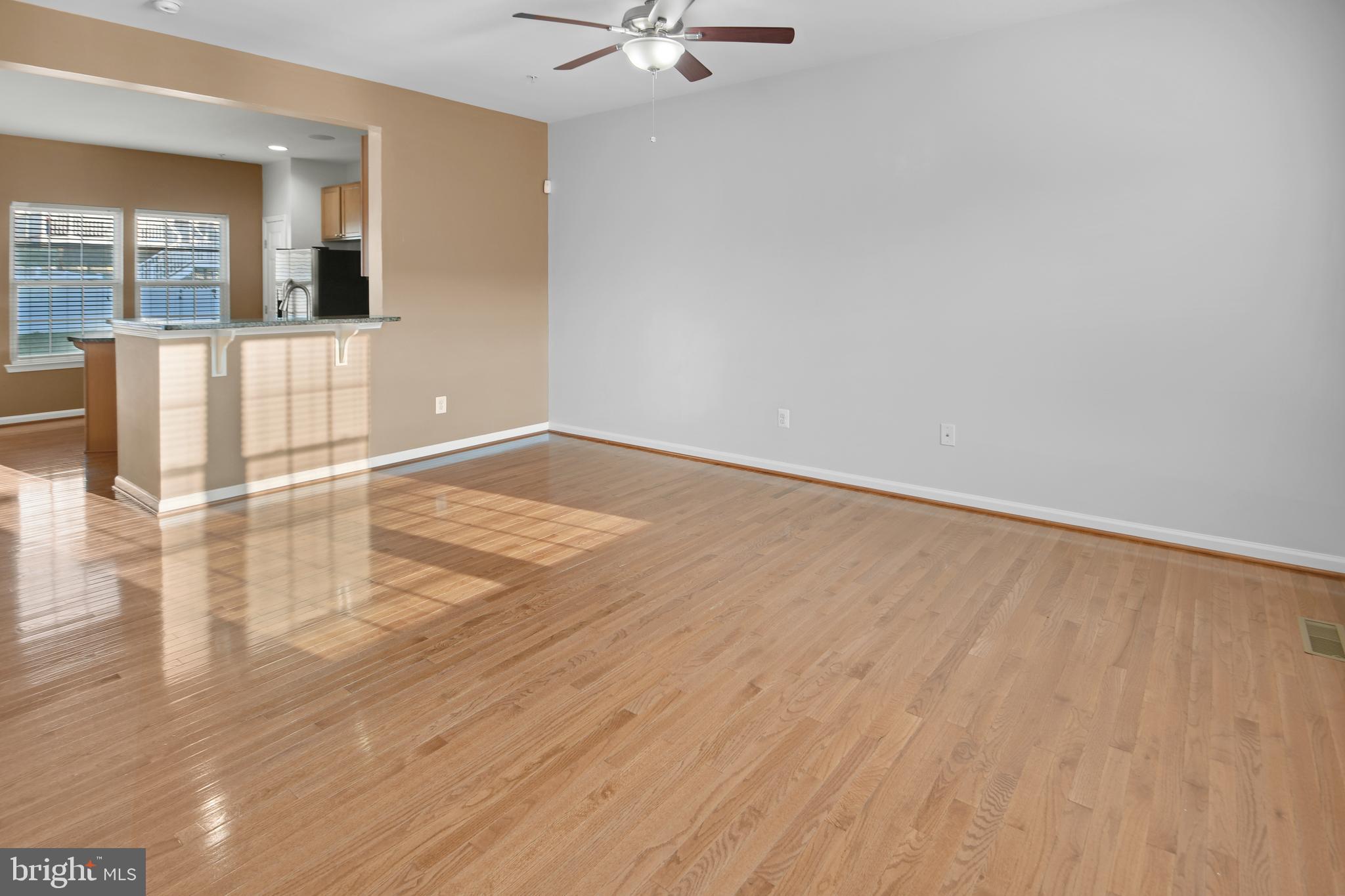 VILLAGES OF URBANA - Residential Lease