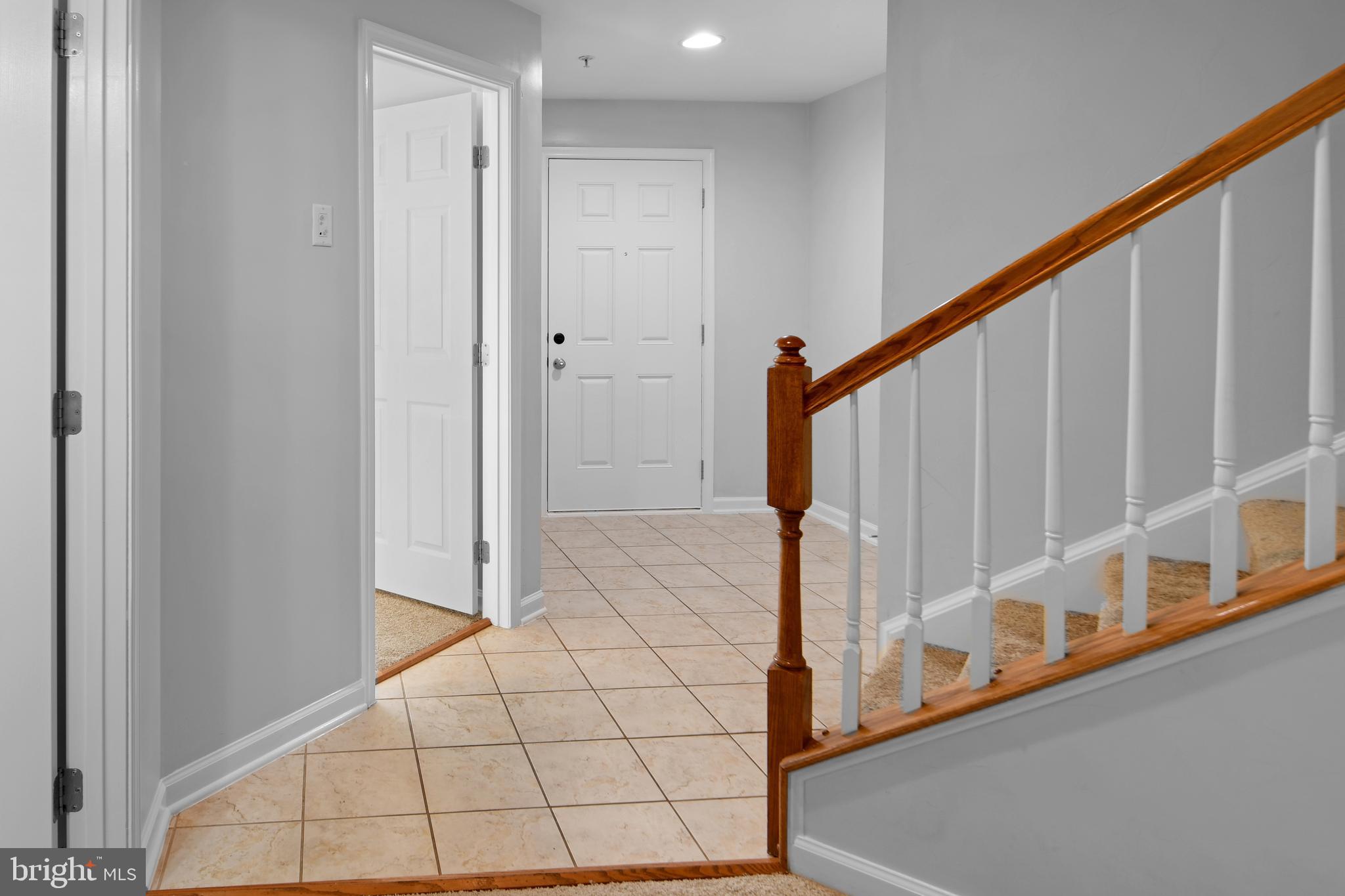 VILLAGES OF URBANA - Residential Lease