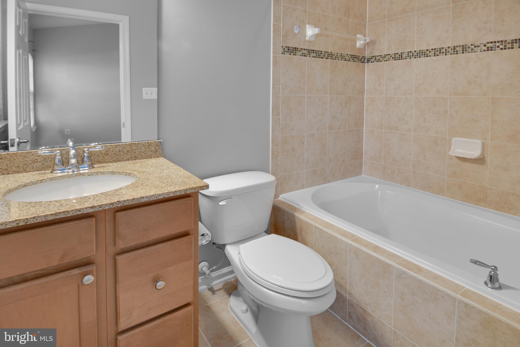 VILLAGES OF URBANA - Residential Lease