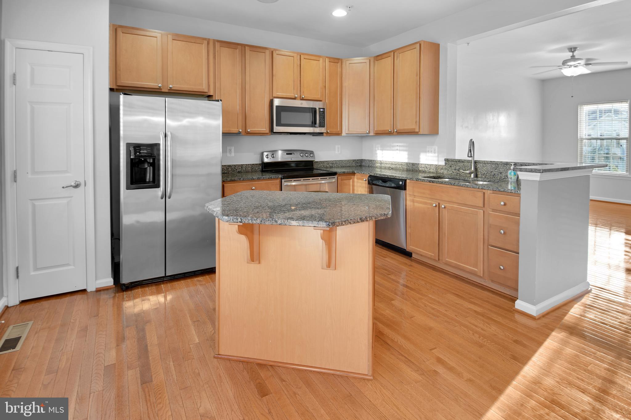 VILLAGES OF URBANA - Residential Lease