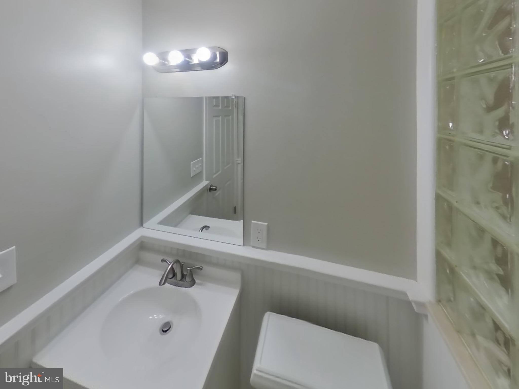 MAYS CHAPEL VILLAGE - Residential Lease