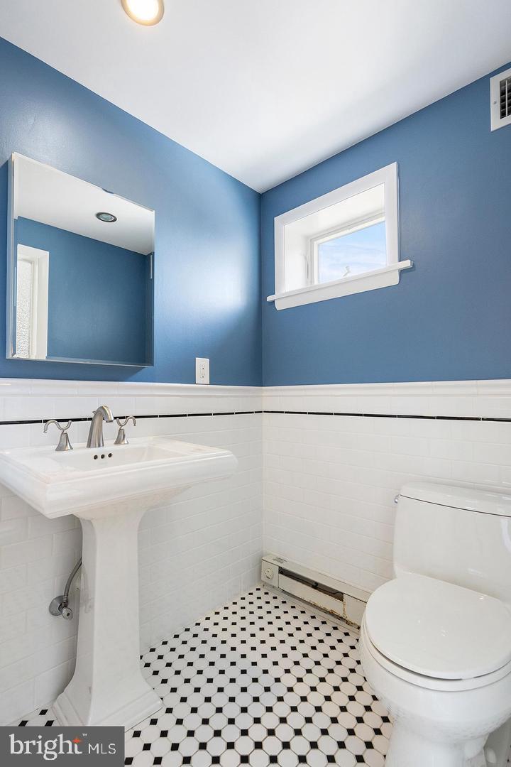 BELLA VISTA - Residential Lease