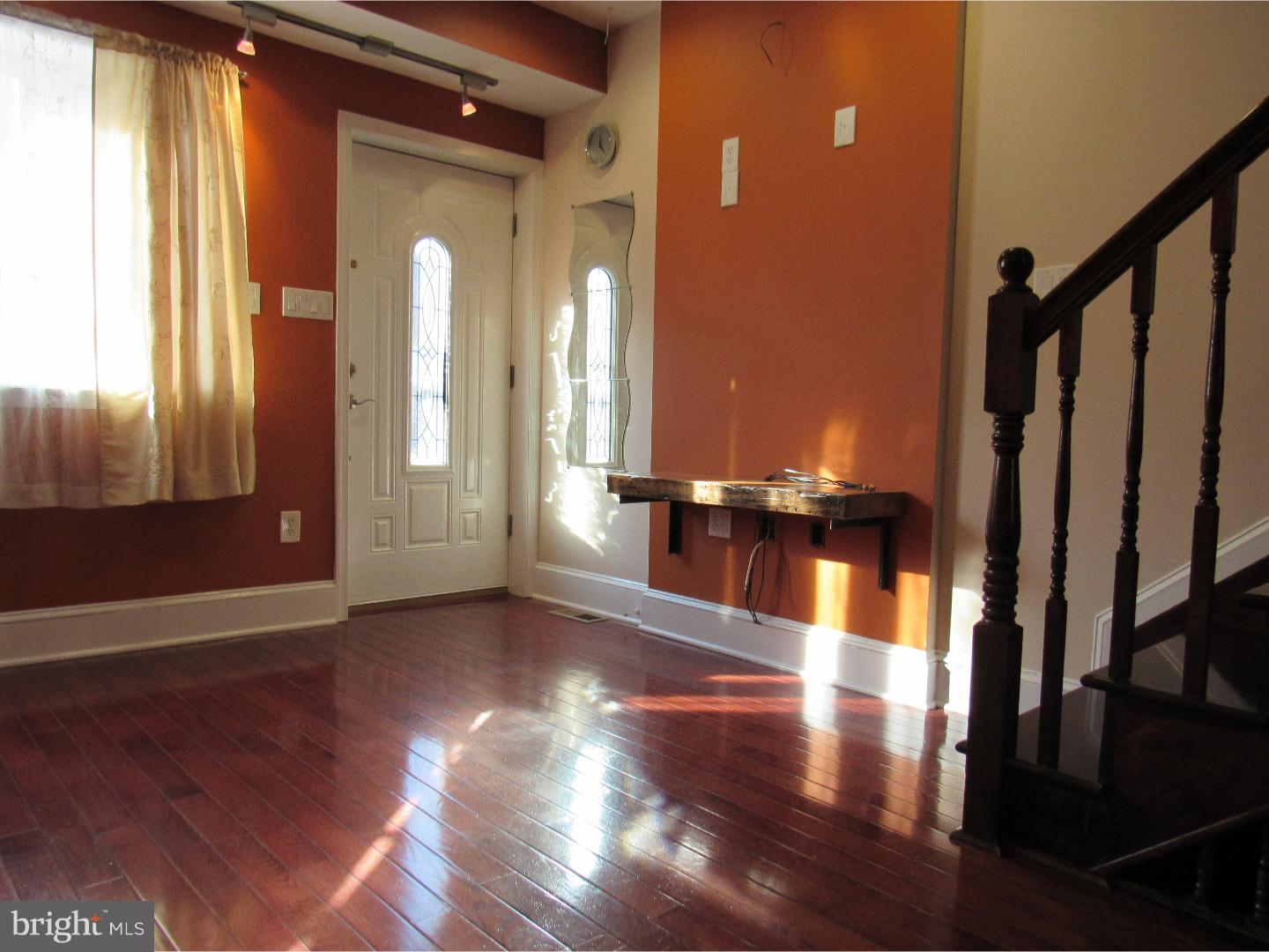 PORT RICHMOND - Residential