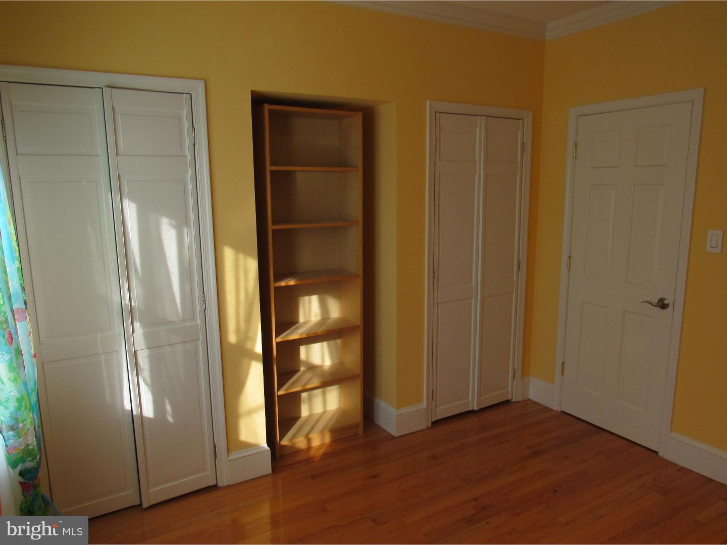 PORT RICHMOND - Residential