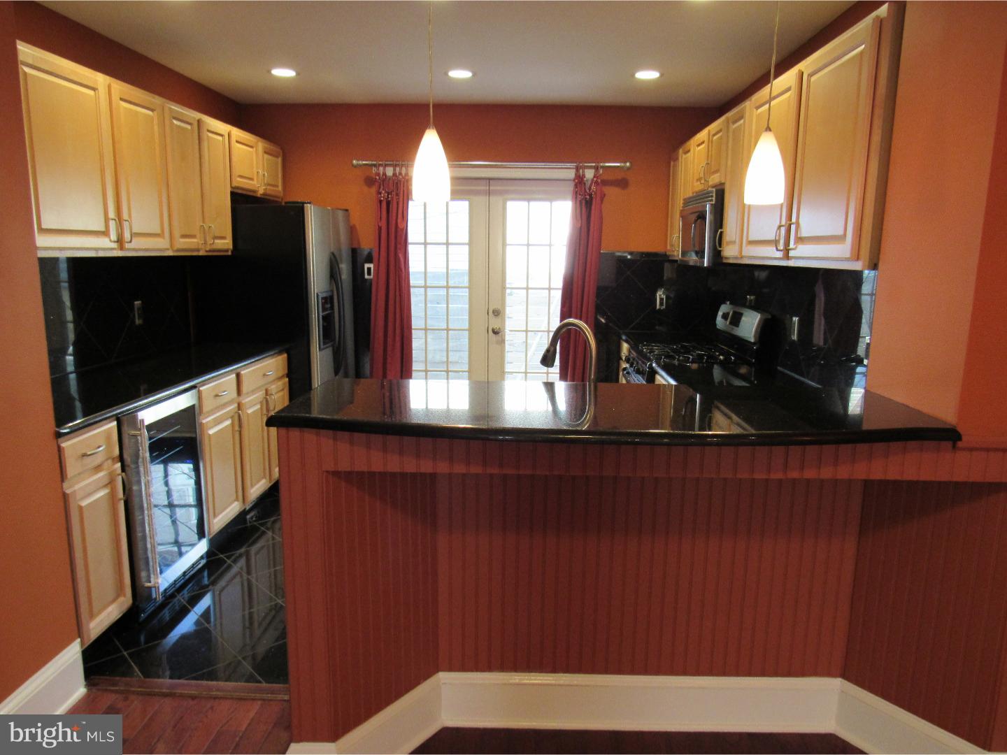 PORT RICHMOND - Residential