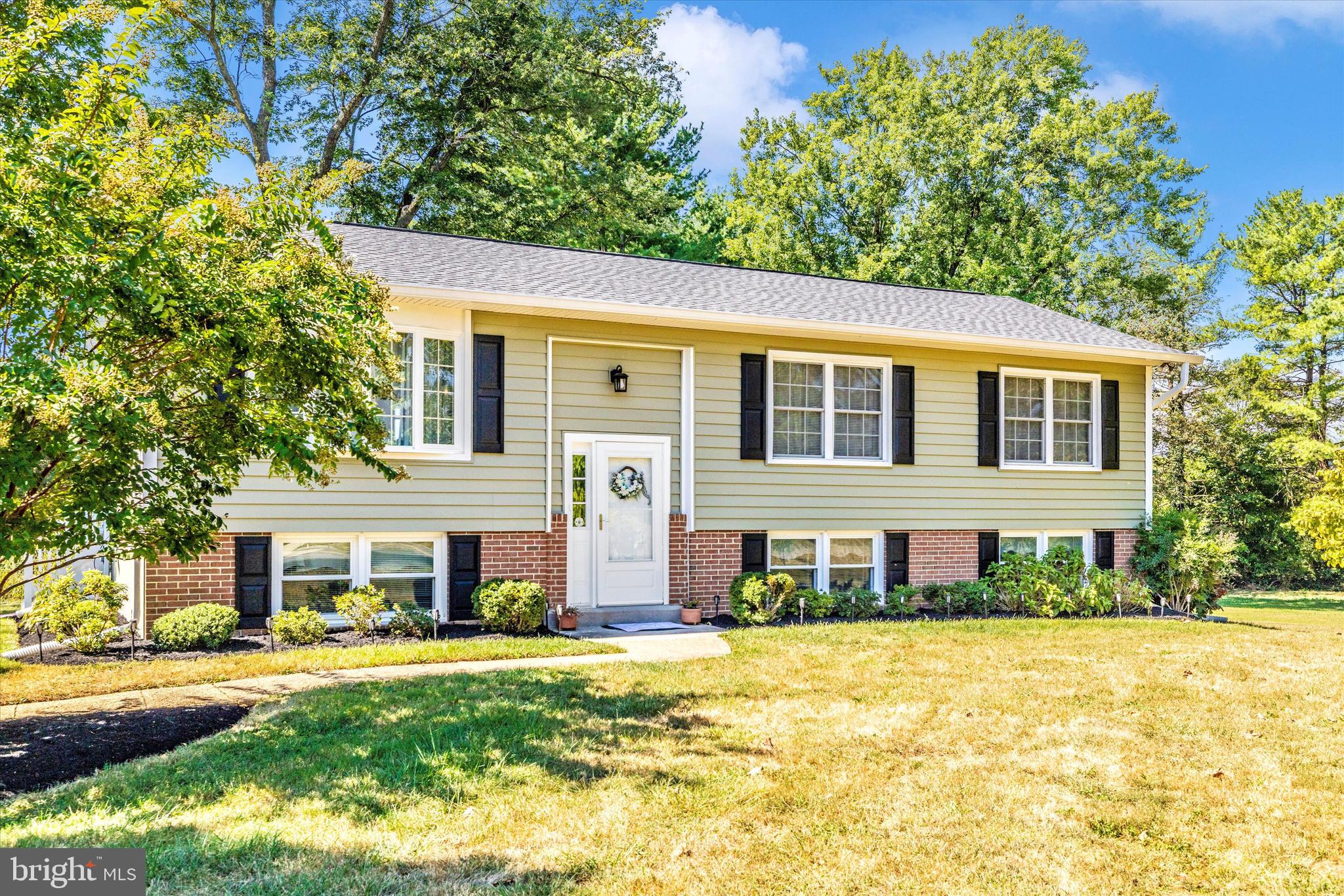 MOUNTVILLE MANOR - Residential