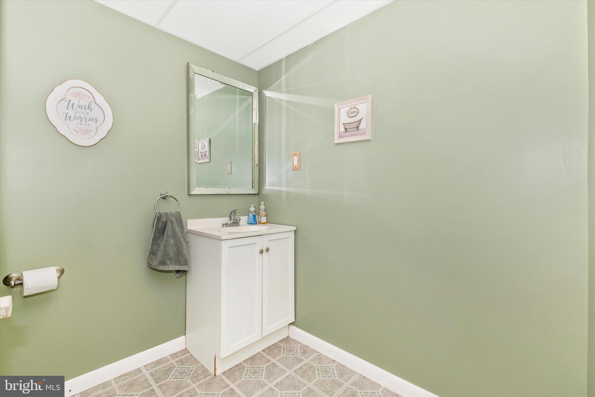 MOUNTVILLE MANOR - Residential