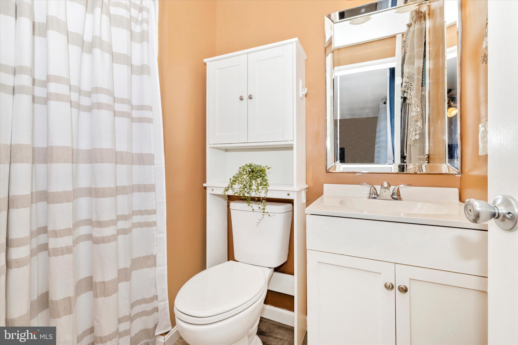 MOUNTVILLE MANOR - Residential