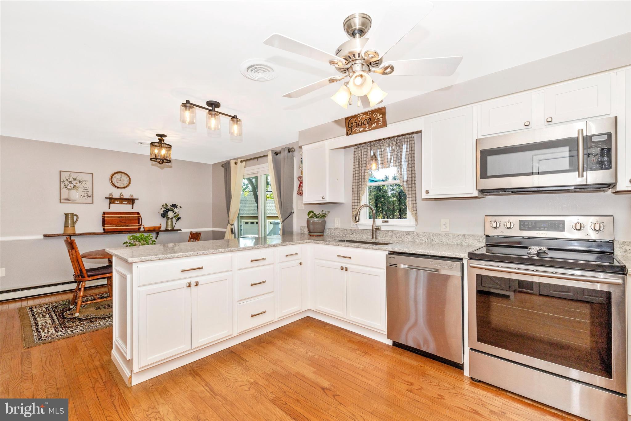 MOUNTVILLE MANOR - Residential