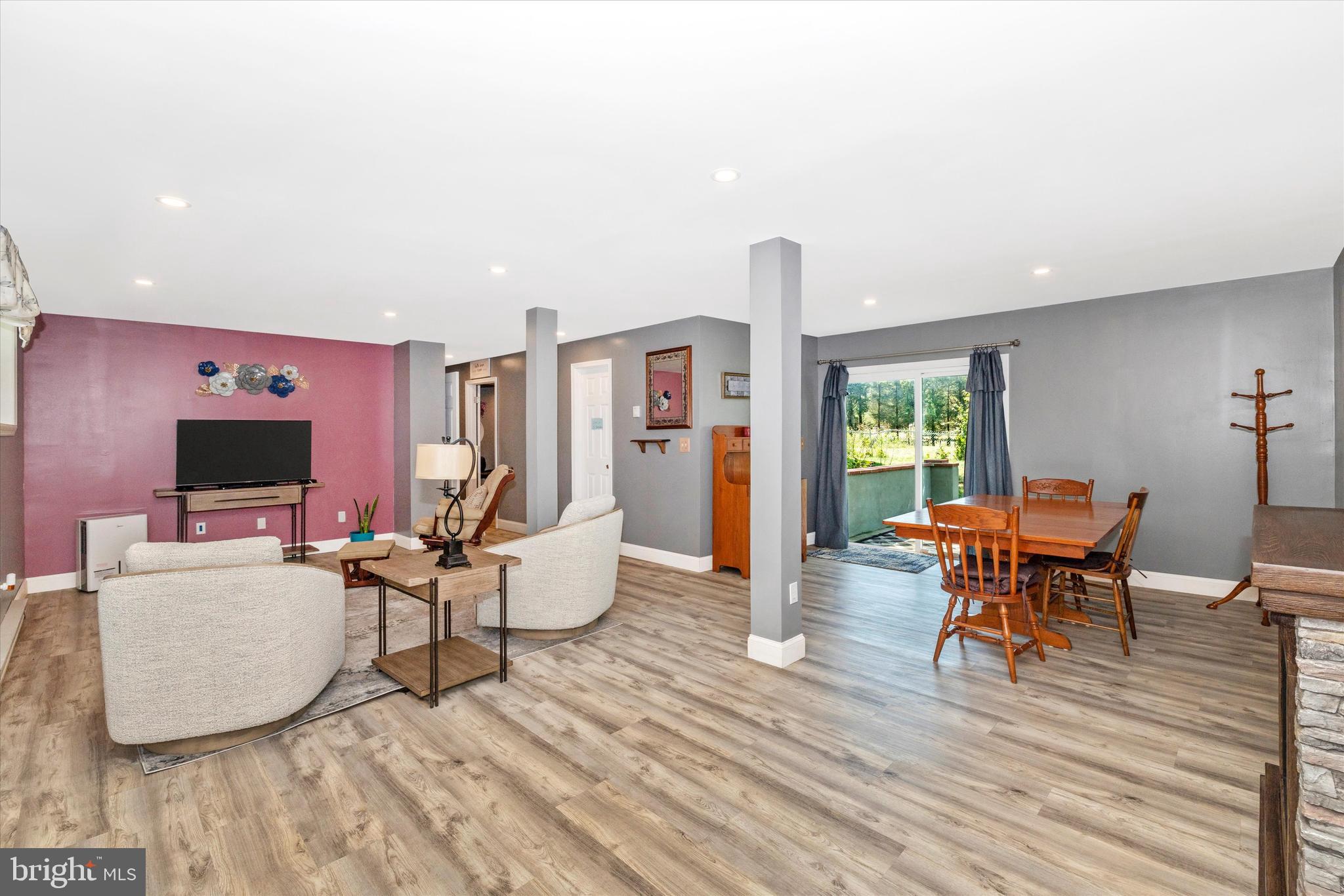 MOUNTVILLE MANOR - Residential