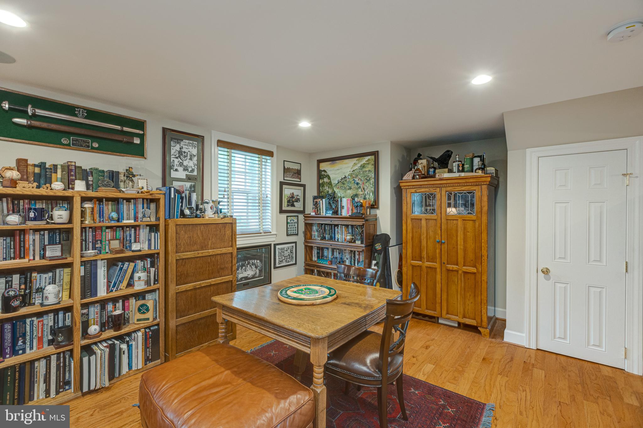 RIVERSIDE GARDENS - Residential