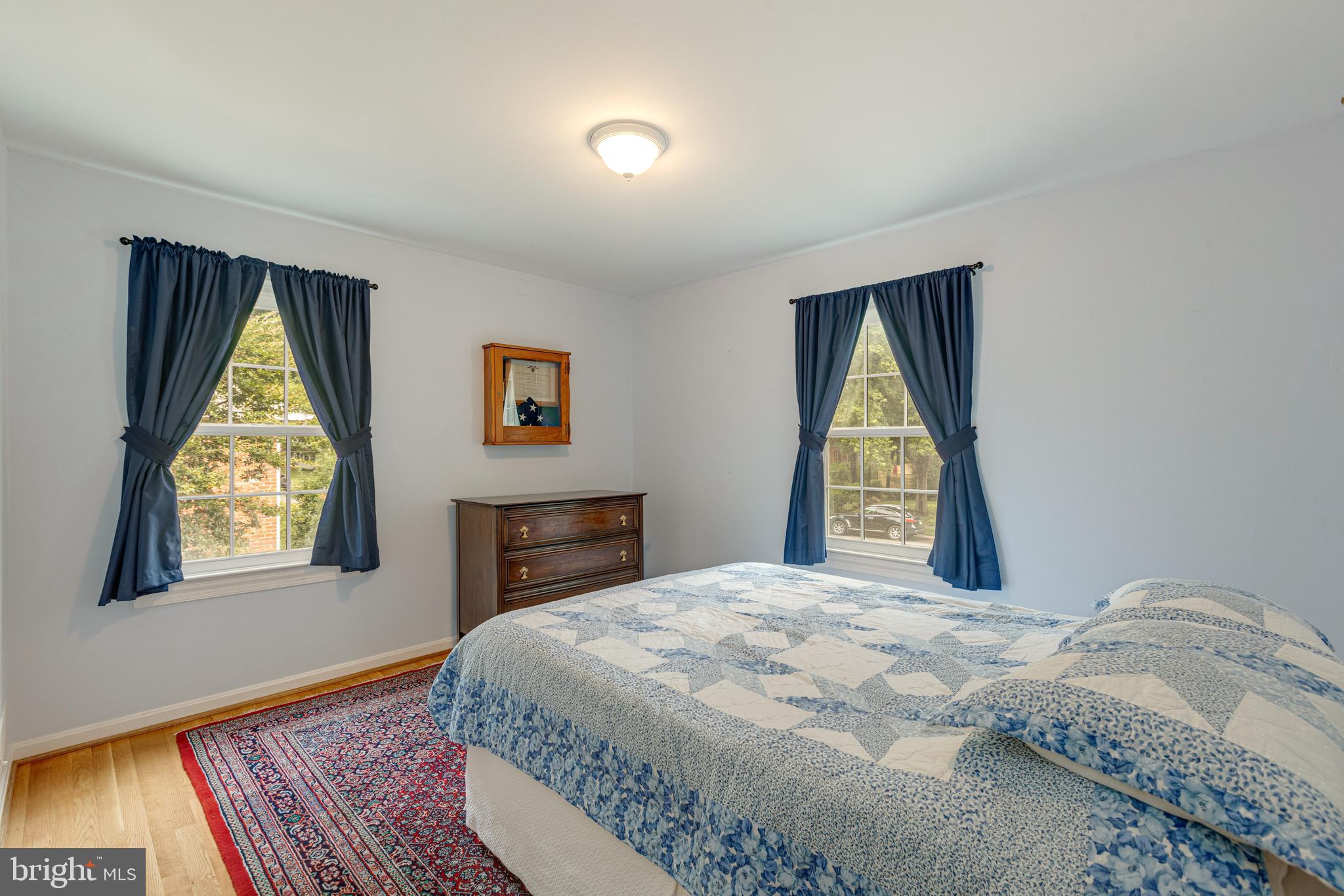 RIVERSIDE GARDENS - Residential