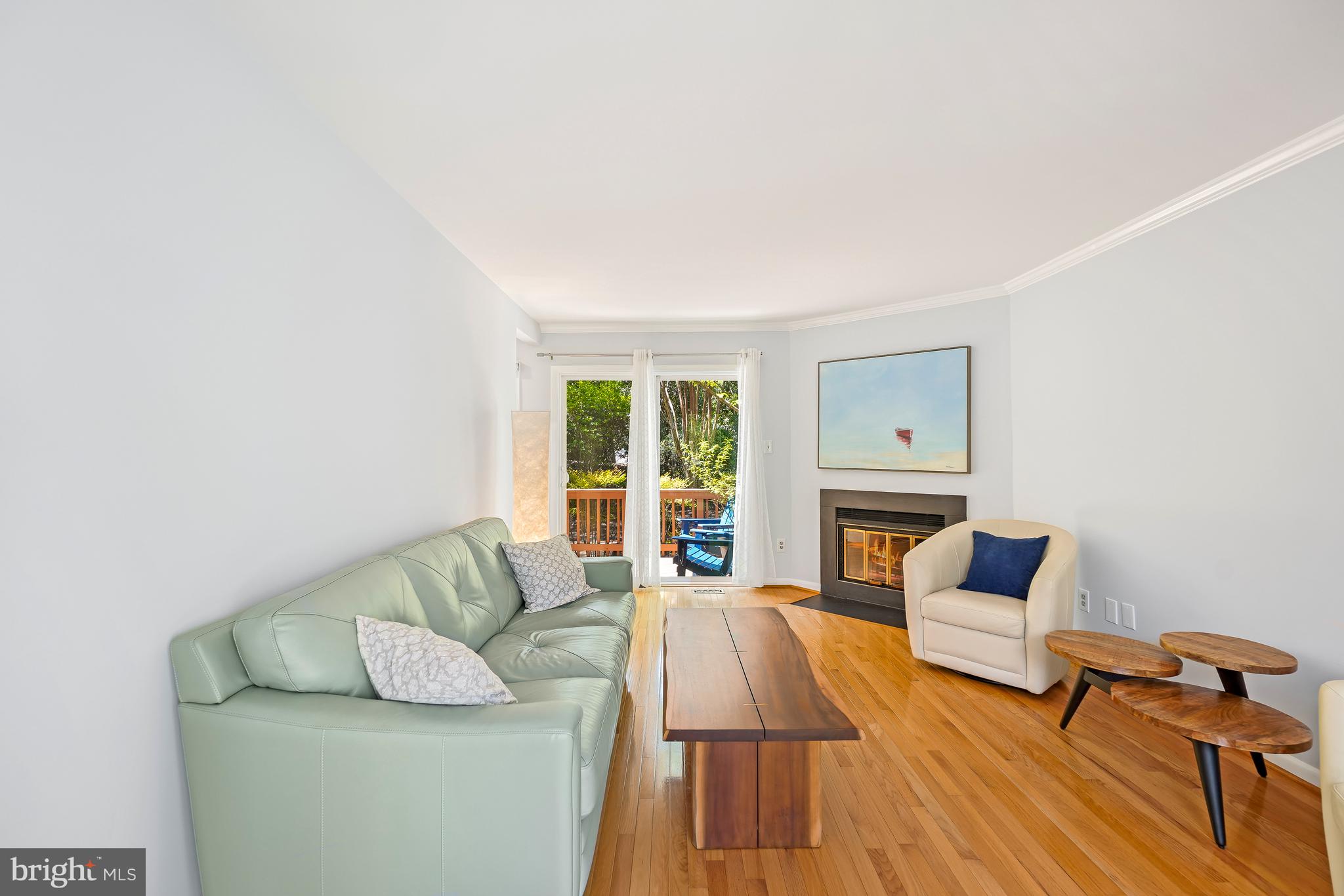 RESTON - Residential