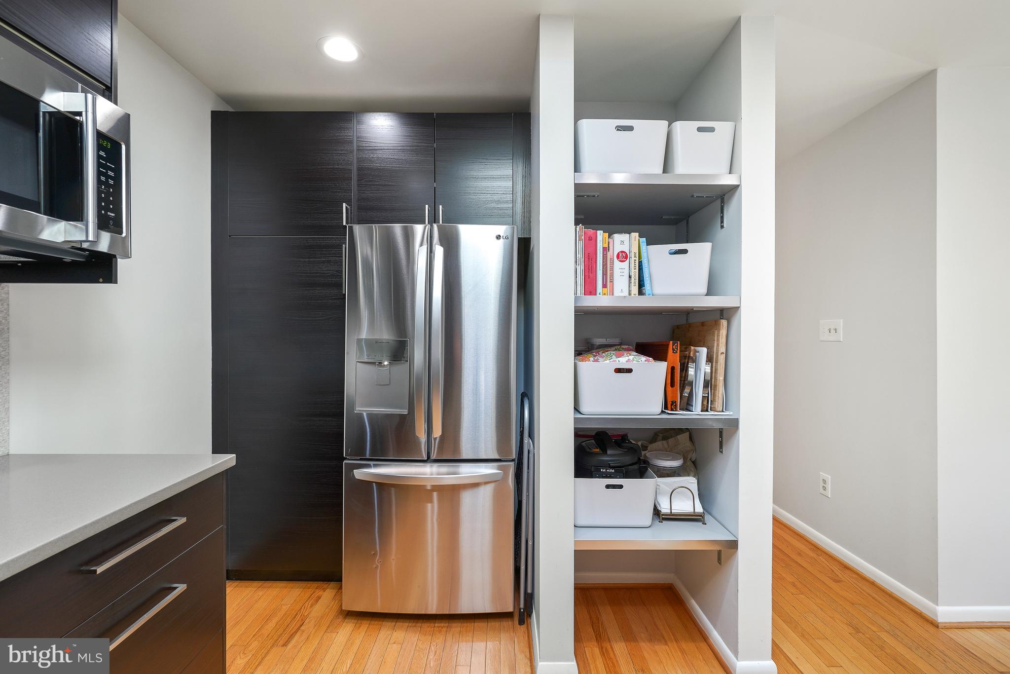 RESTON - Residential