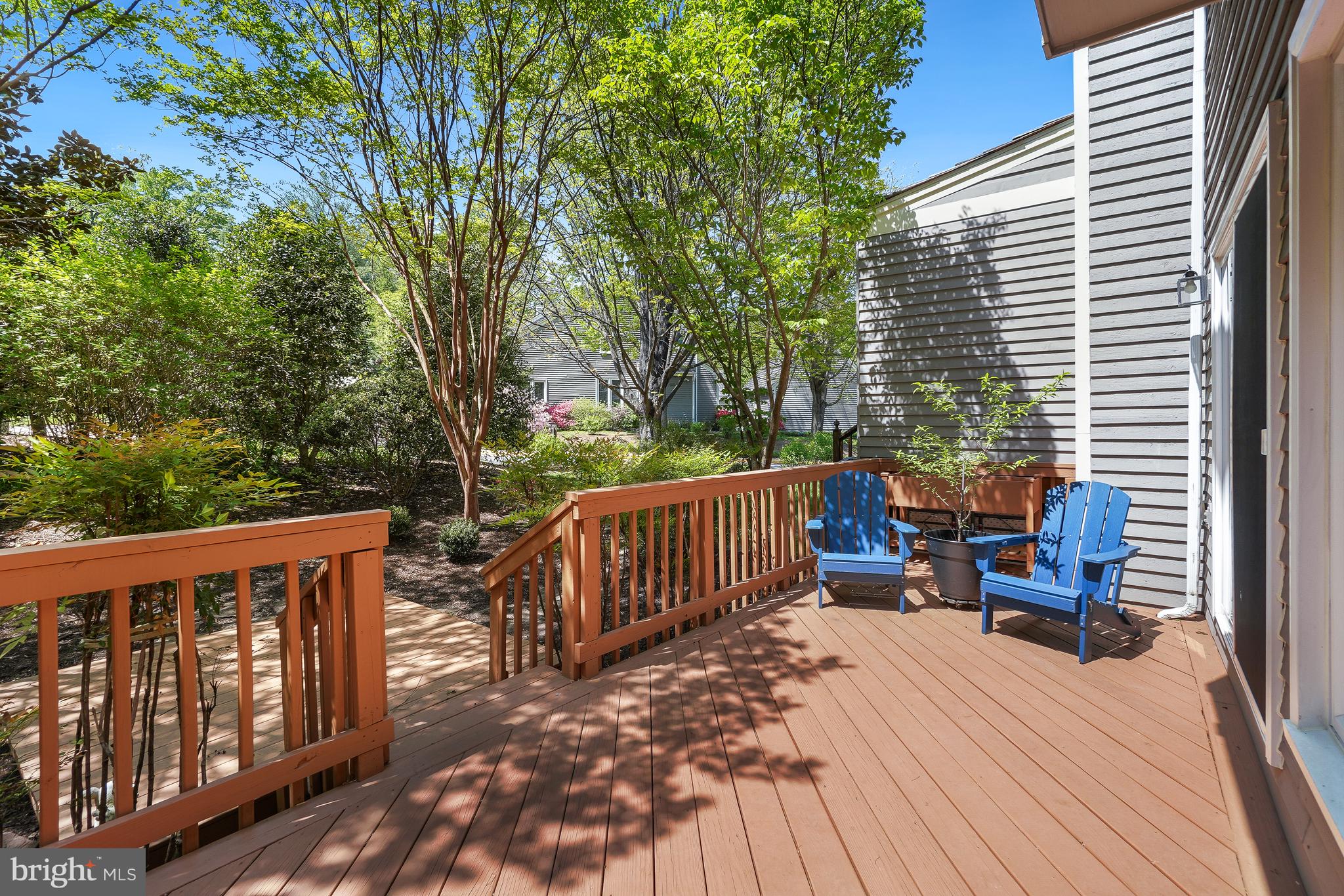 RESTON - Residential