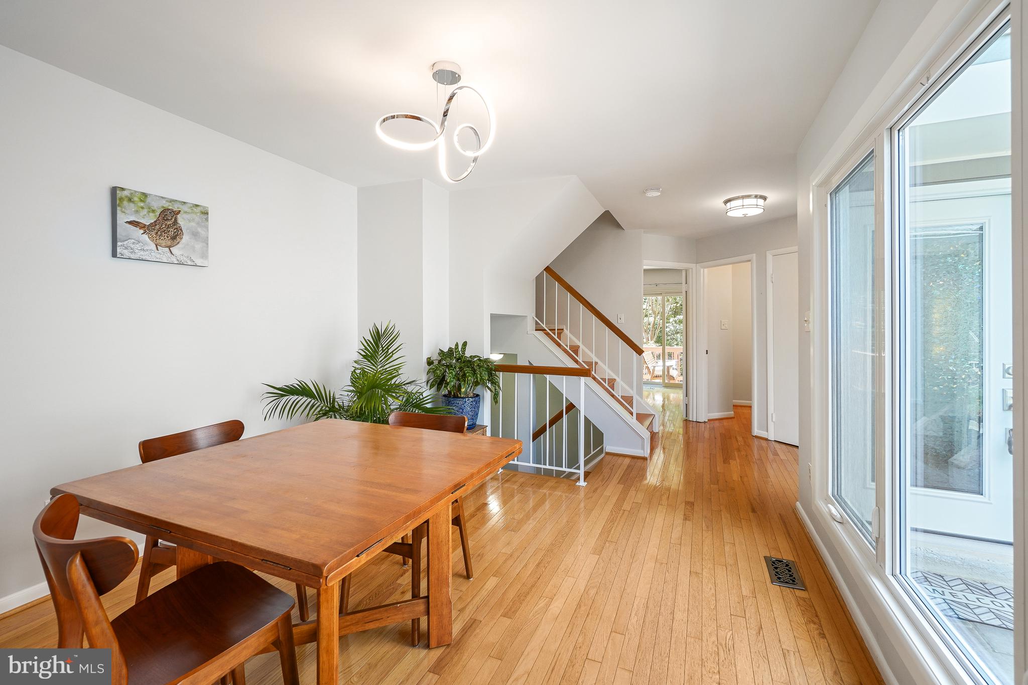RESTON - Residential