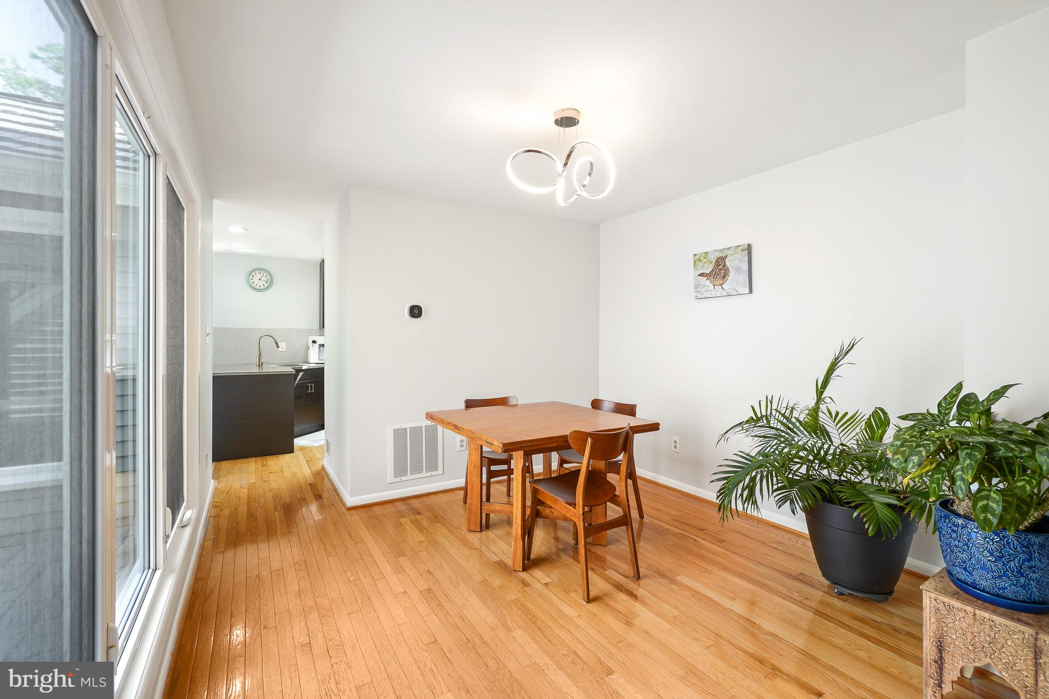 RESTON - Residential