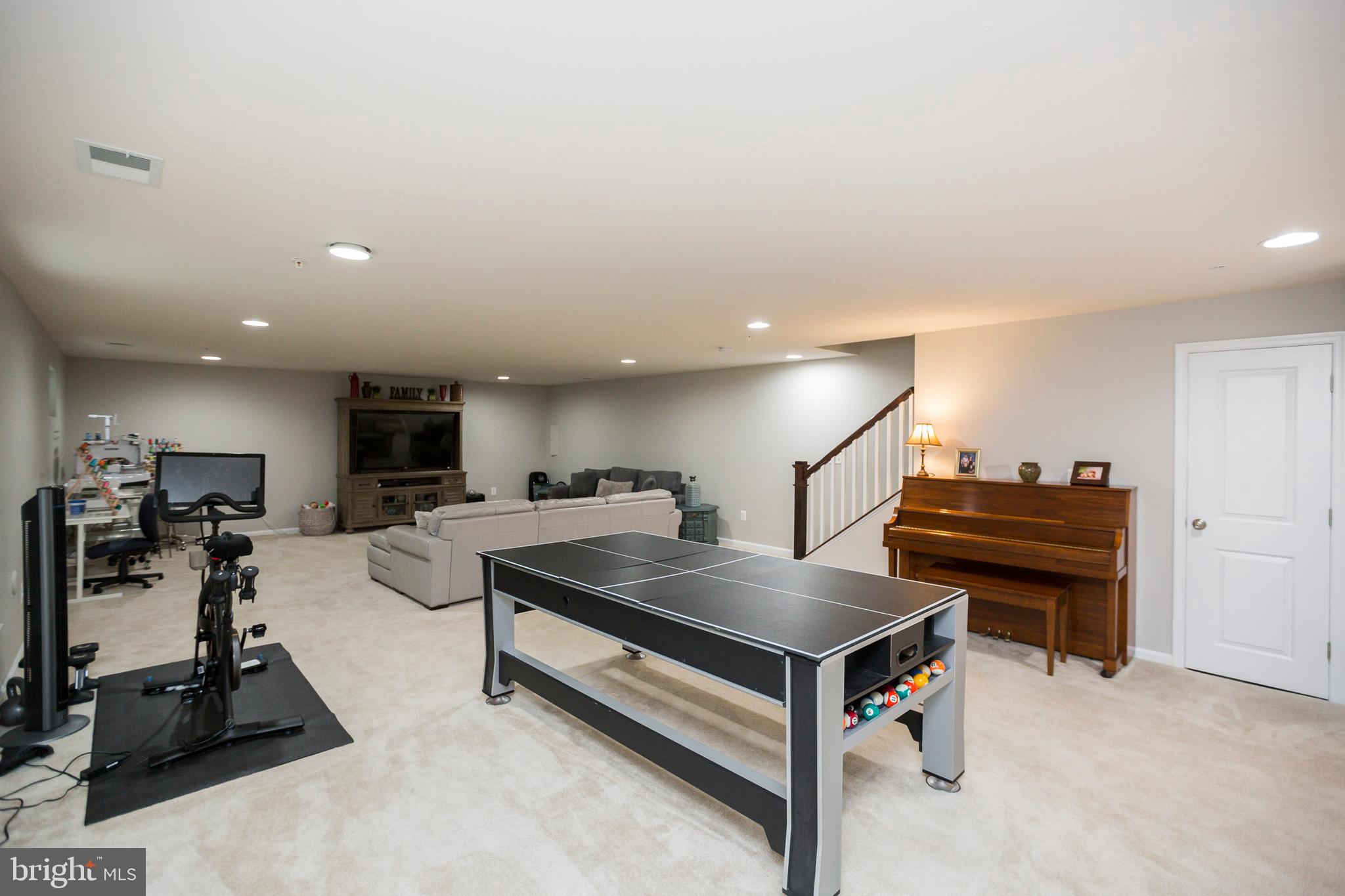 MAPLE LAWN - Residential