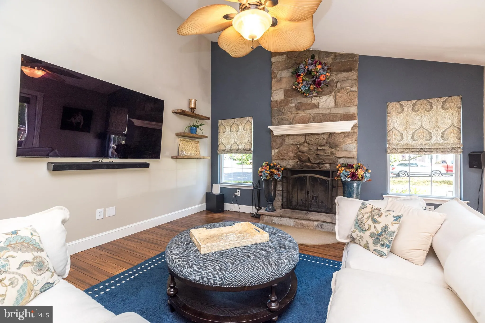 Doylestown, Pennsylvania 18902, United States, 4 Bedrooms Bedrooms, ,3 BathroomsBathrooms,Residential,Pending,215464