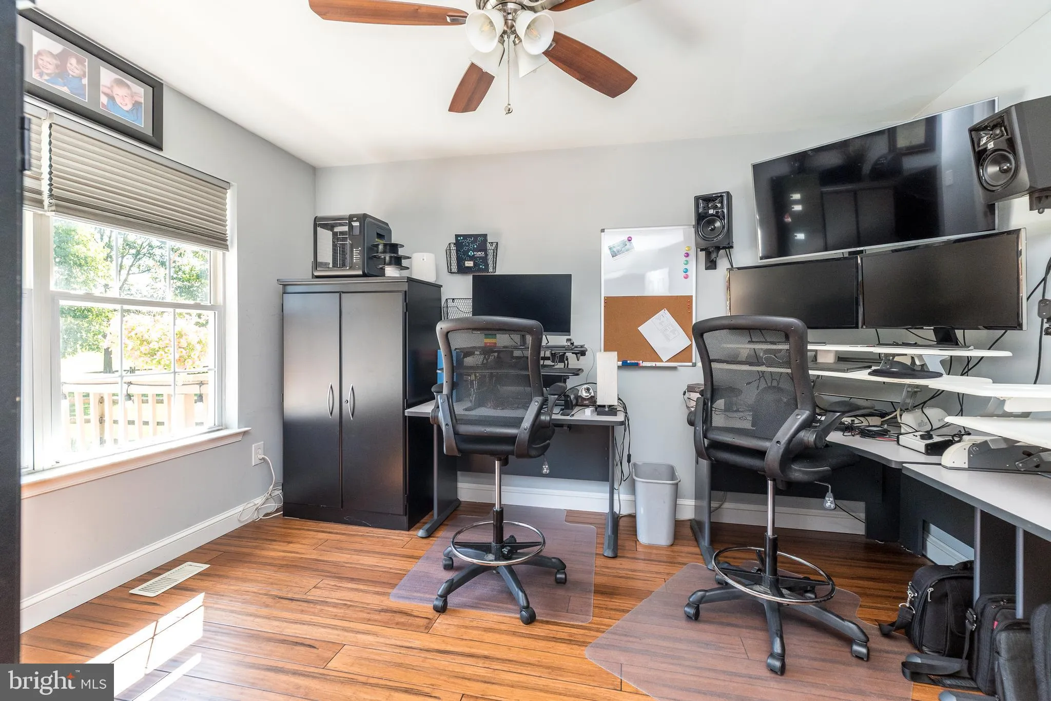 Doylestown, Pennsylvania 18902, United States, 4 Bedrooms Bedrooms, ,3 BathroomsBathrooms,Residential,Pending,215464