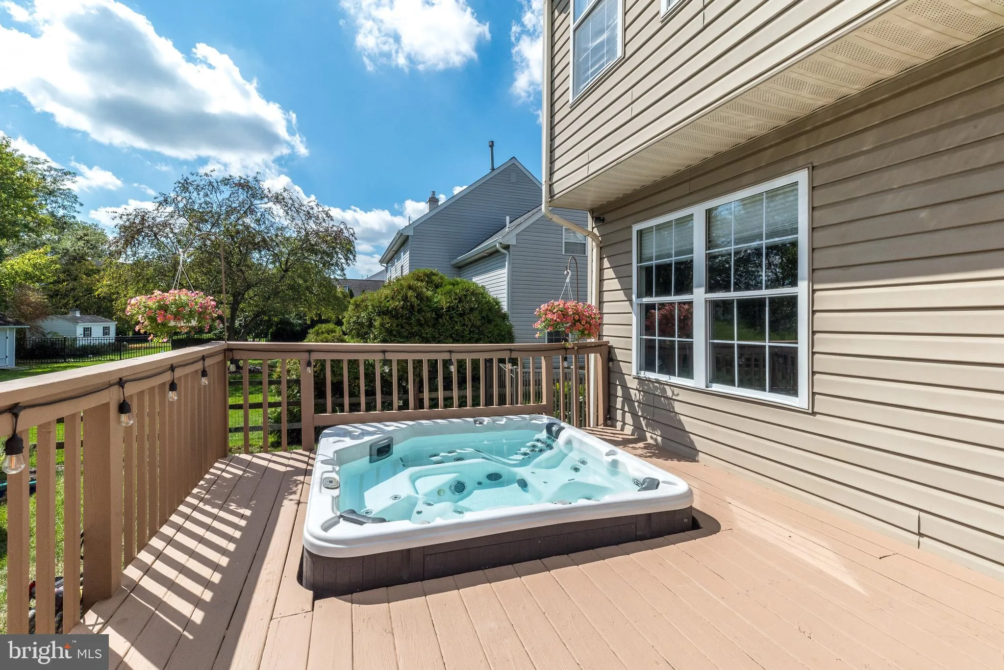 Doylestown, Pennsylvania 18902, United States, 4 Bedrooms Bedrooms, ,3 BathroomsBathrooms,Residential,Pending,215464