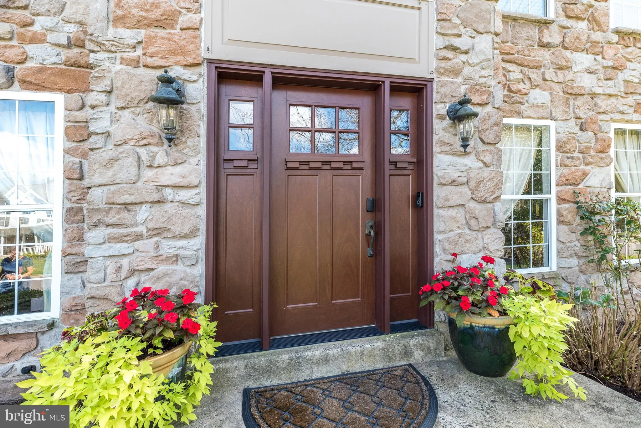 Doylestown, Pennsylvania 18902, United States, 4 Bedrooms Bedrooms, ,3 BathroomsBathrooms,Residential,Pending,215464