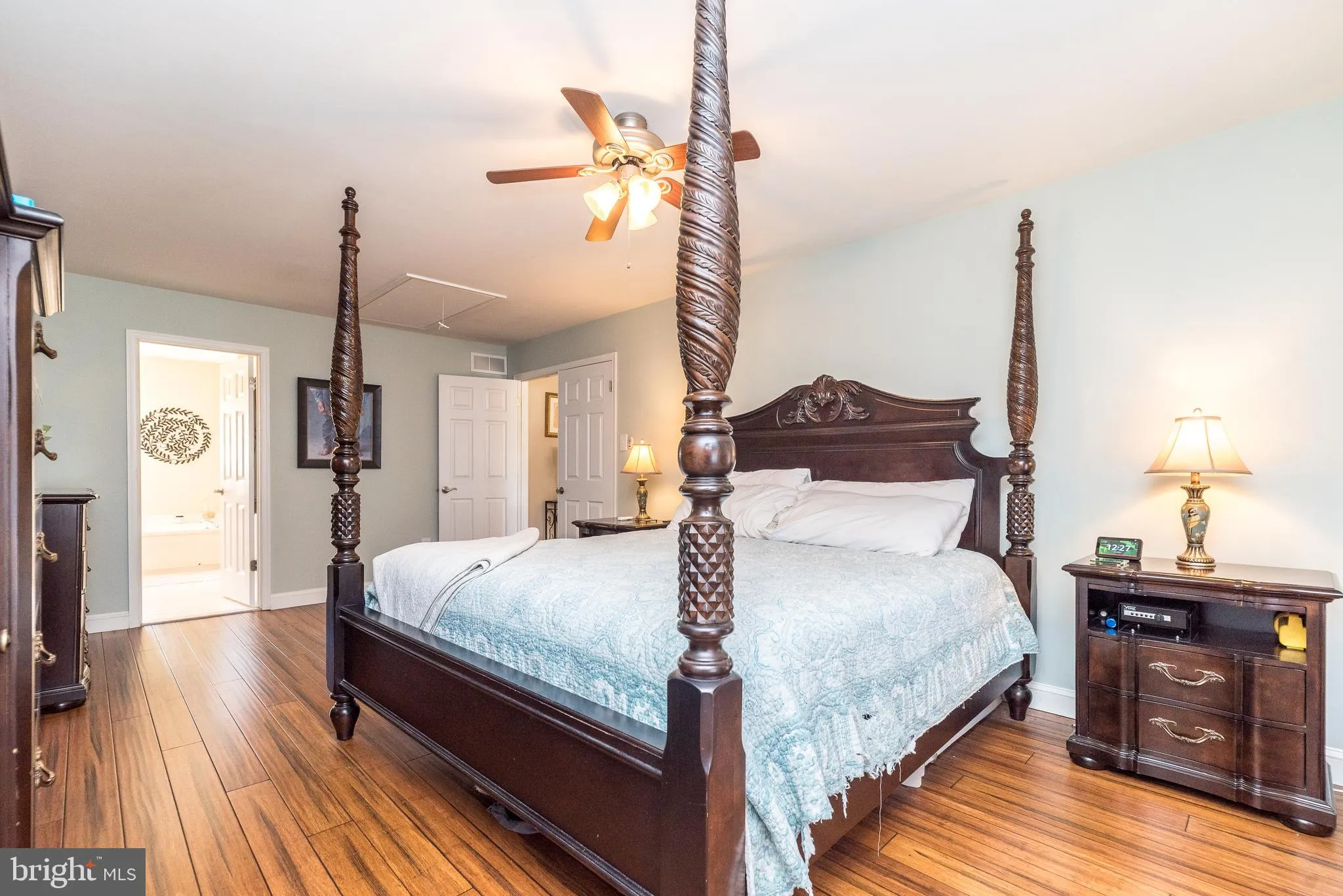 Doylestown, Pennsylvania 18902, United States, 4 Bedrooms Bedrooms, ,3 BathroomsBathrooms,Residential,Pending,215464