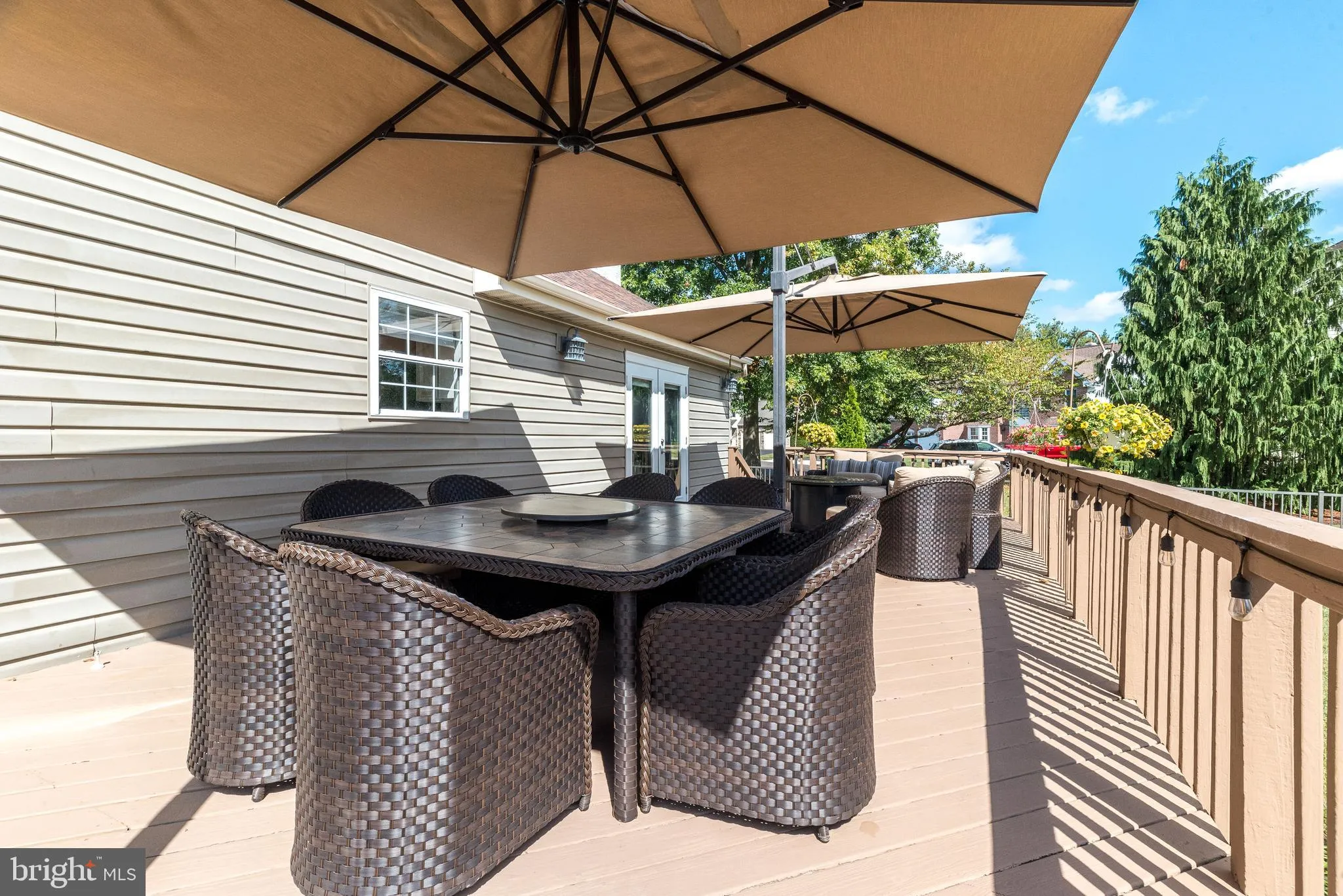 Doylestown, Pennsylvania 18902, United States, 4 Bedrooms Bedrooms, ,3 BathroomsBathrooms,Residential,Pending,215464