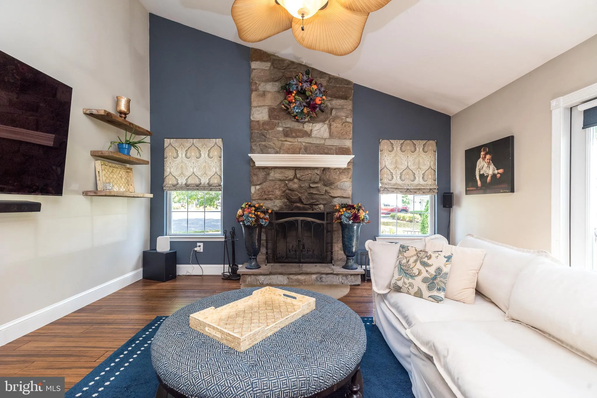 Doylestown, Pennsylvania 18902, United States, 4 Bedrooms Bedrooms, ,3 BathroomsBathrooms,Residential,Pending,215464