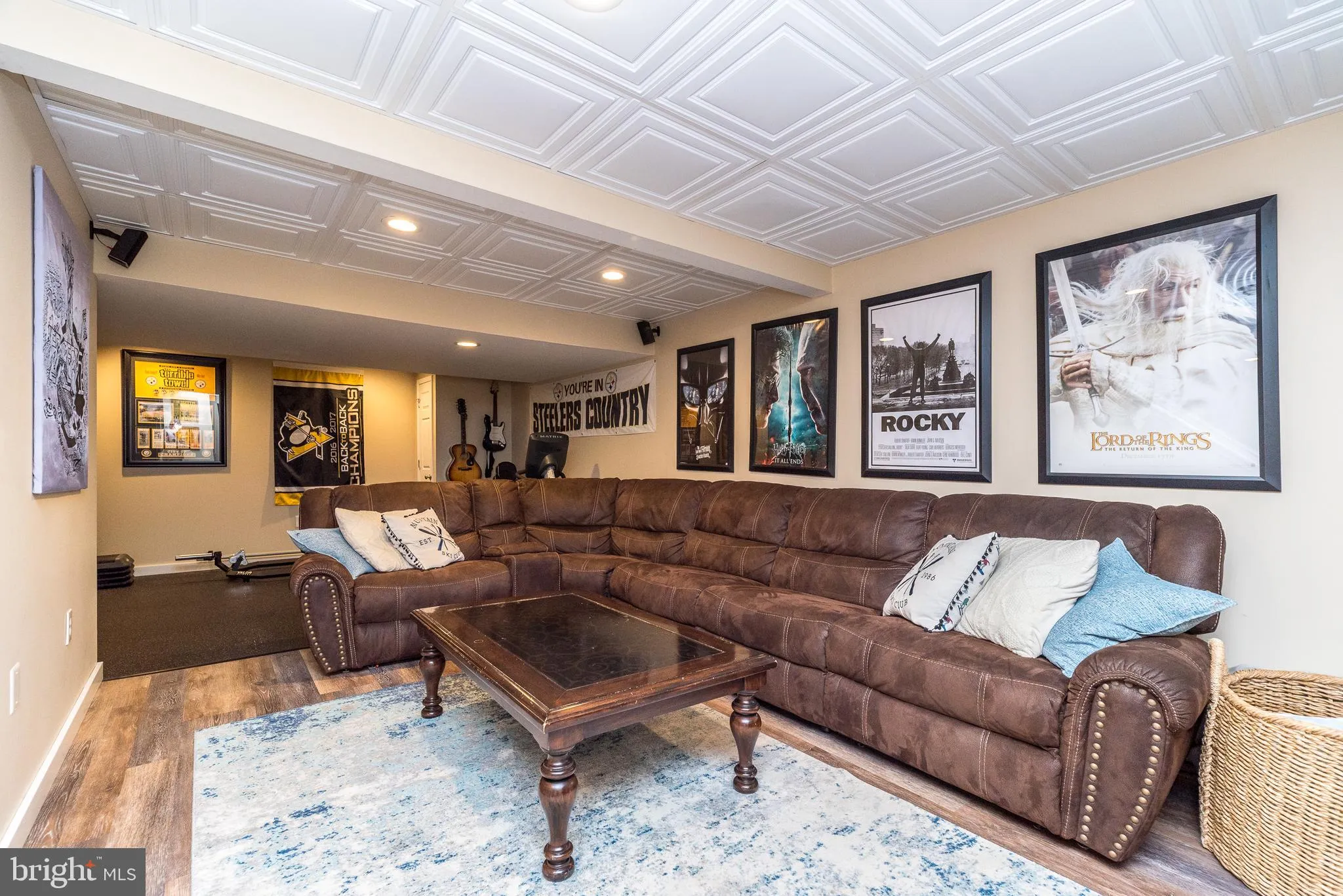 Doylestown, Pennsylvania 18902, United States, 4 Bedrooms Bedrooms, ,3 BathroomsBathrooms,Residential,Pending,215464