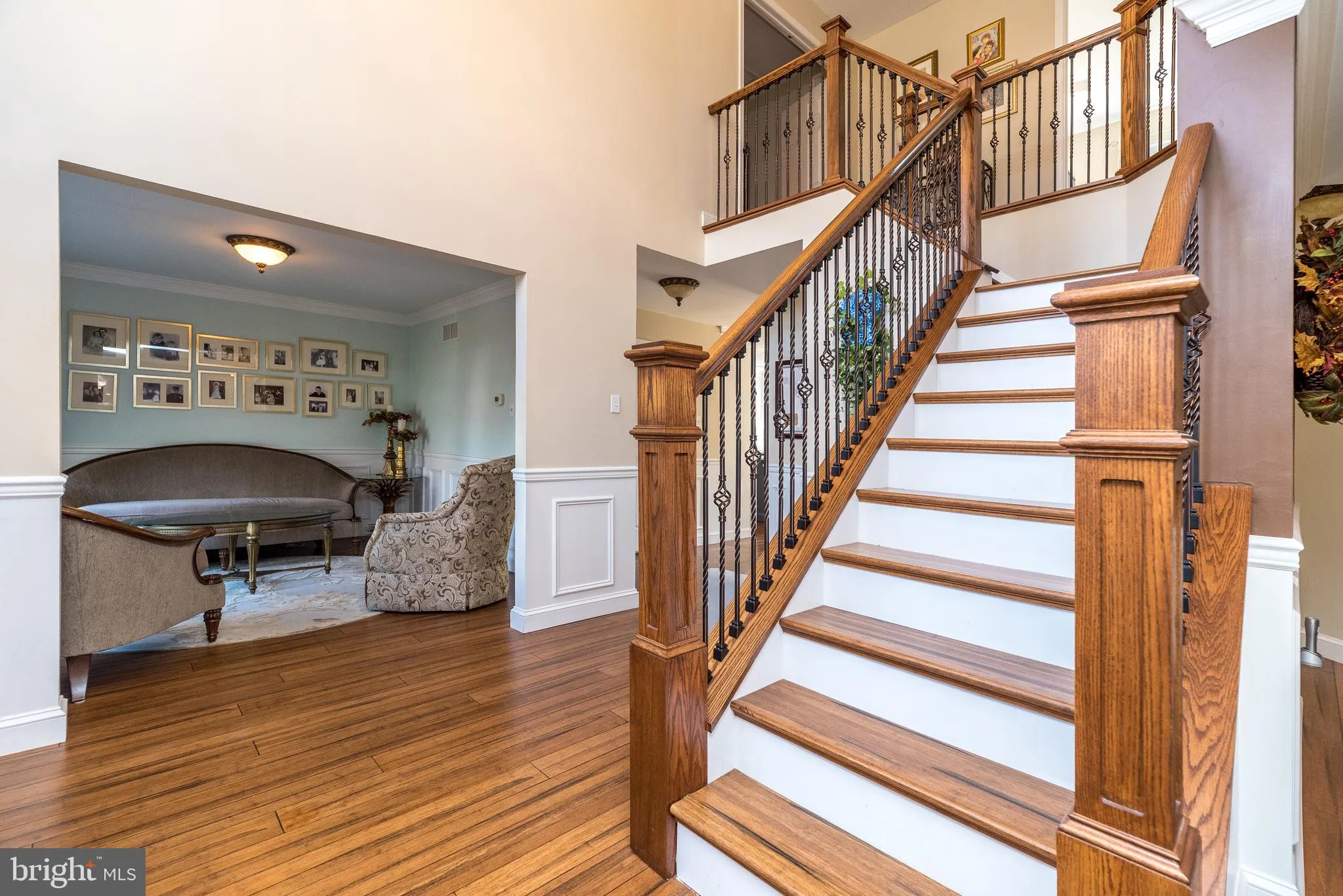 Doylestown, Pennsylvania 18902, United States, 4 Bedrooms Bedrooms, ,3 BathroomsBathrooms,Residential,Pending,215464