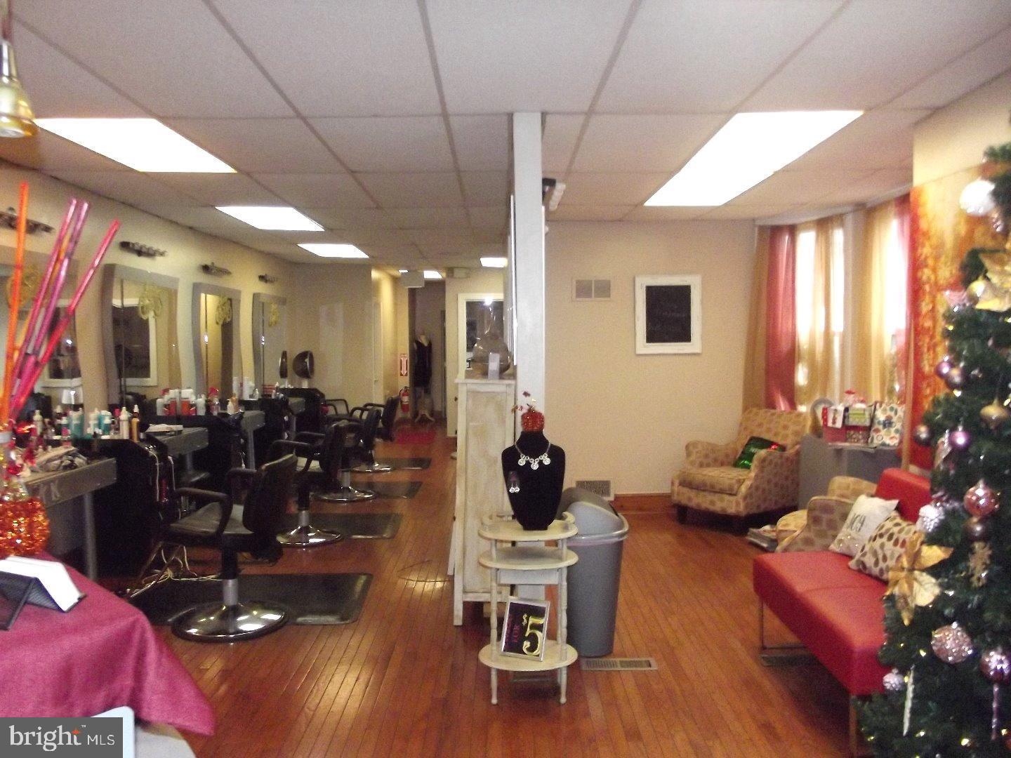 NORRISTOWN - Commercial Lease