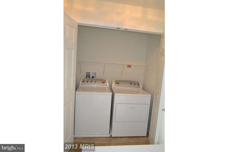 AMBERLEA AT SOUTH RIDING - Residential Lease